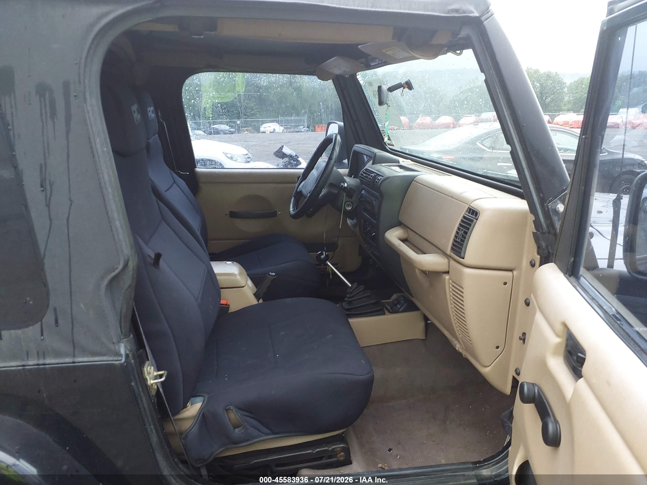 2000 Jeep Wrangler Sahara Black vin: 1J4FA59S6YP721512