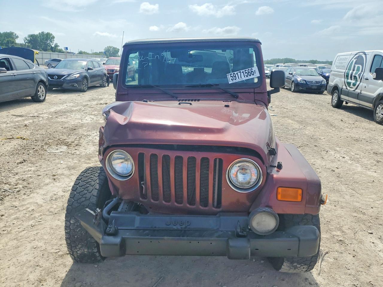 2003 Jeep Wrangler / Tj Sahara Maroon vin: 1J4FA59S73P352281