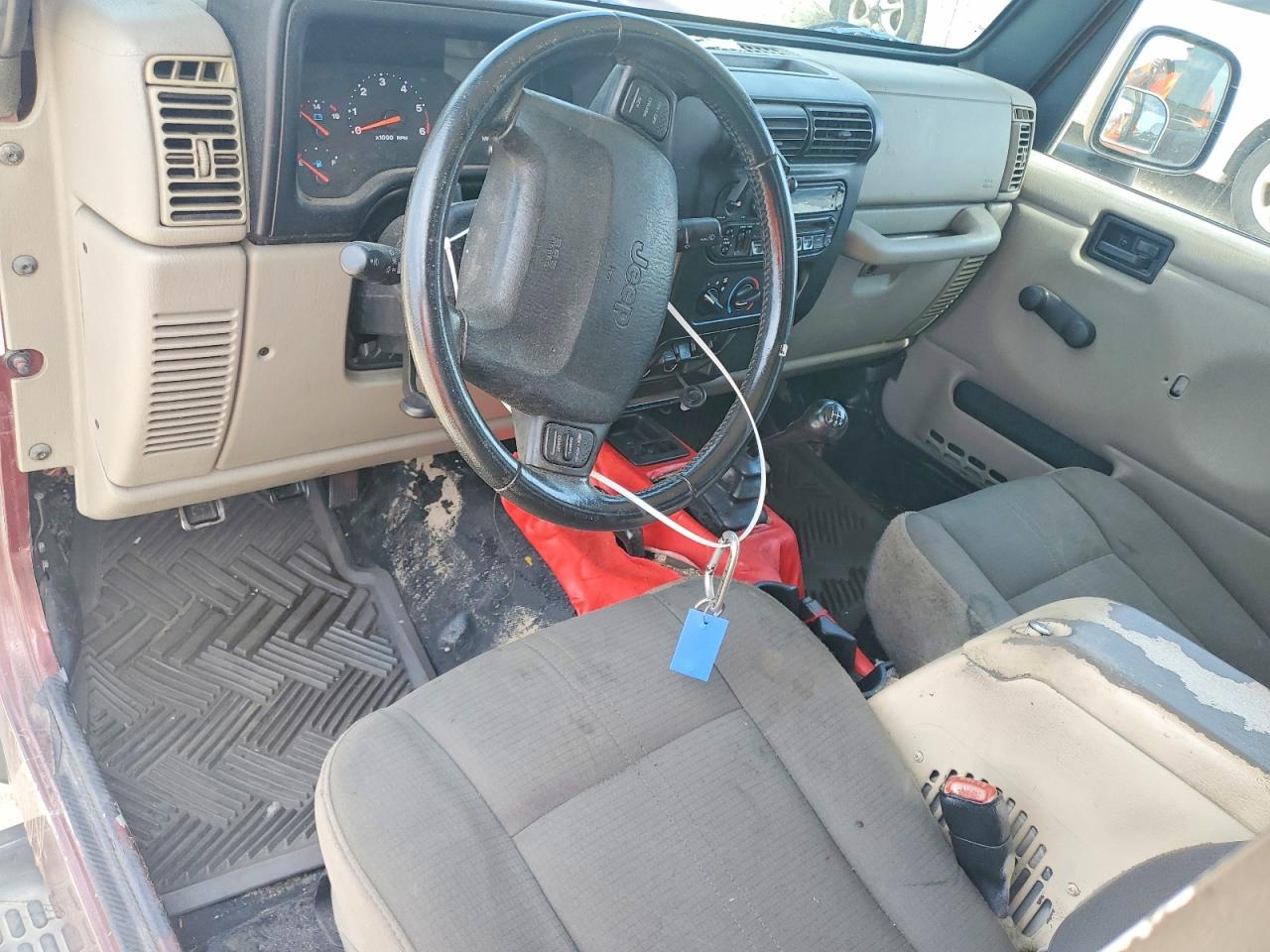 2003 Jeep Wrangler / Tj Sahara Maroon vin: 1J4FA59S73P352281