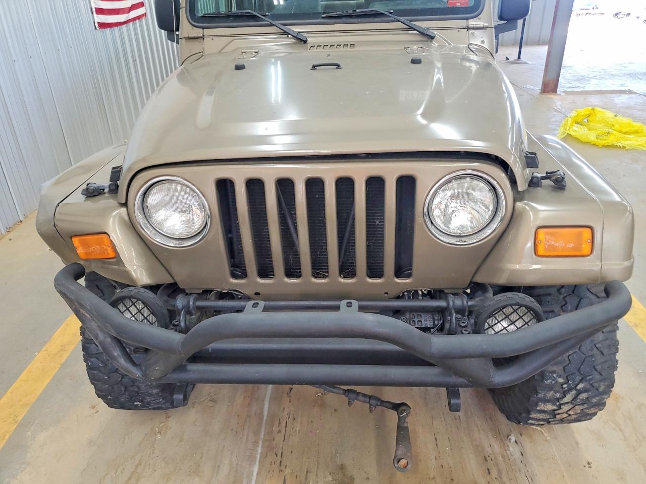 2004 Jeep Wrangler / Tj Sahara Green vin: 1J4FA59S74P716782