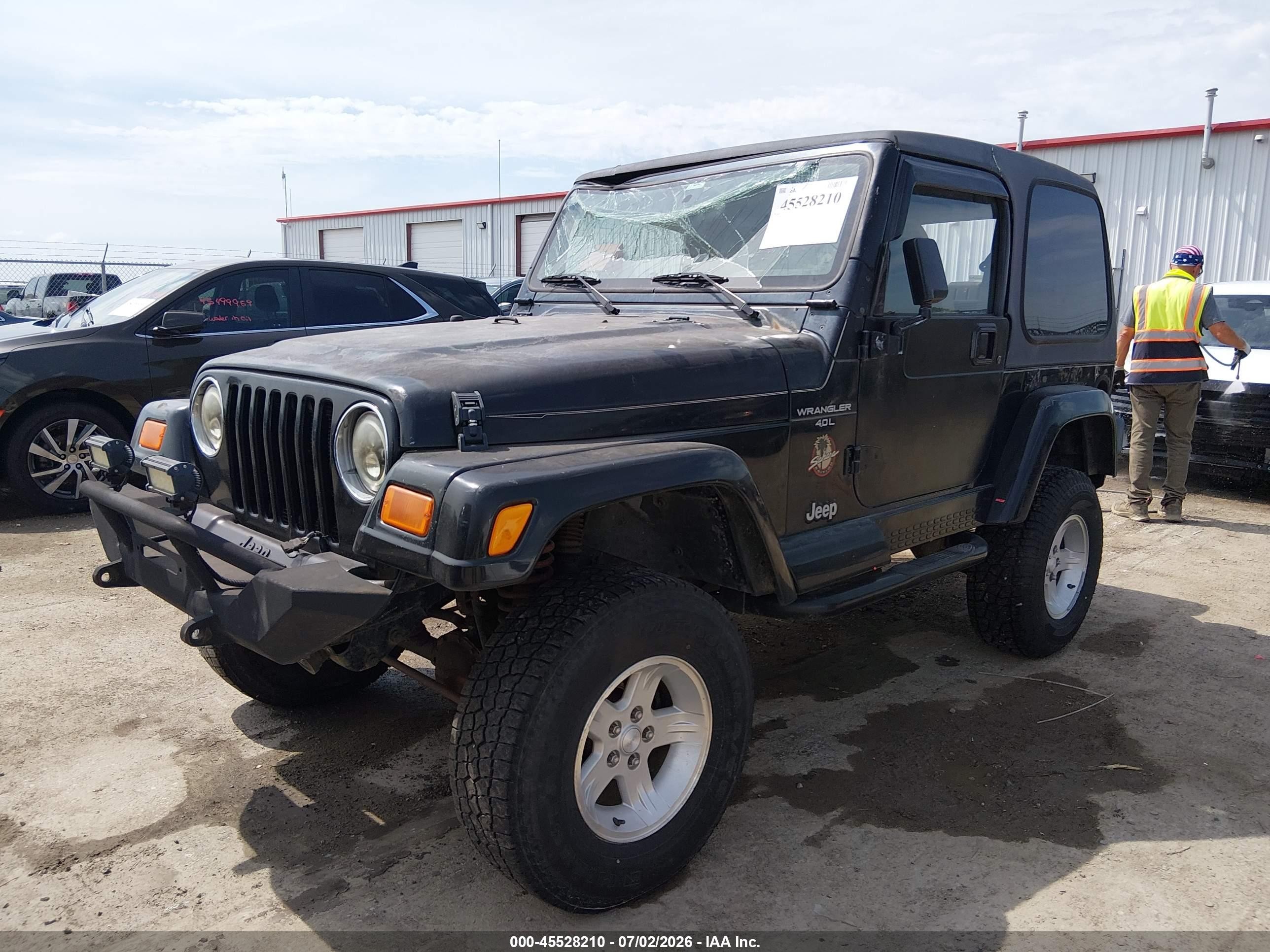 2000 Jeep Wrangler Sahara Черный vin: 1J4FA59S8YP792615