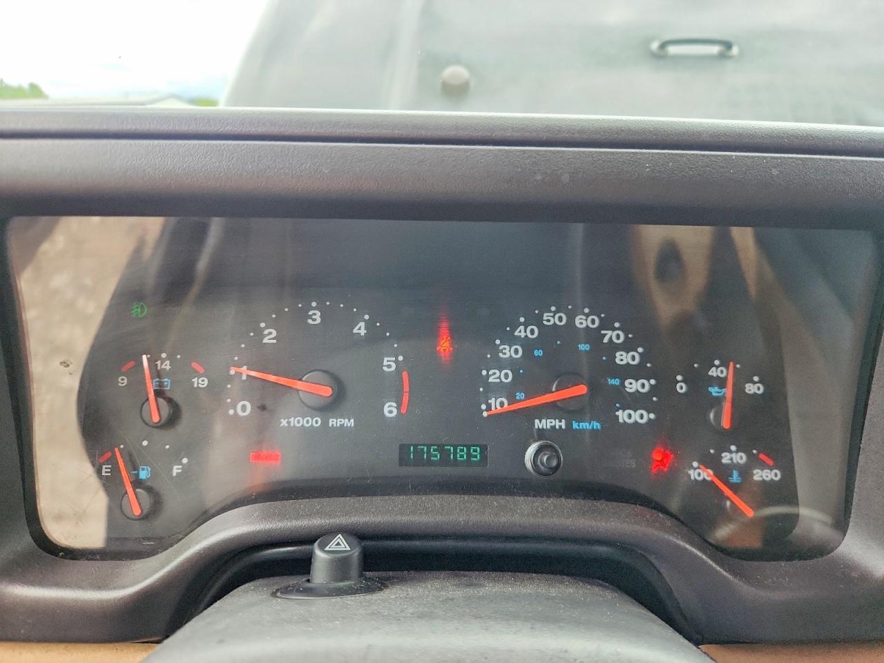 2001 Jeep Wrangler / Tj Sahara Black vin: 1J4FA59S91P316718