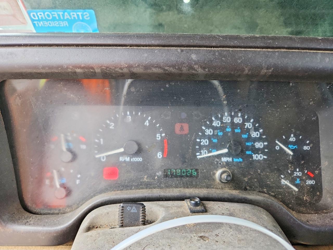 2000 Jeep Wrangler / Tj Sahara Зеленый vin: 1J4FA59SXYP770552