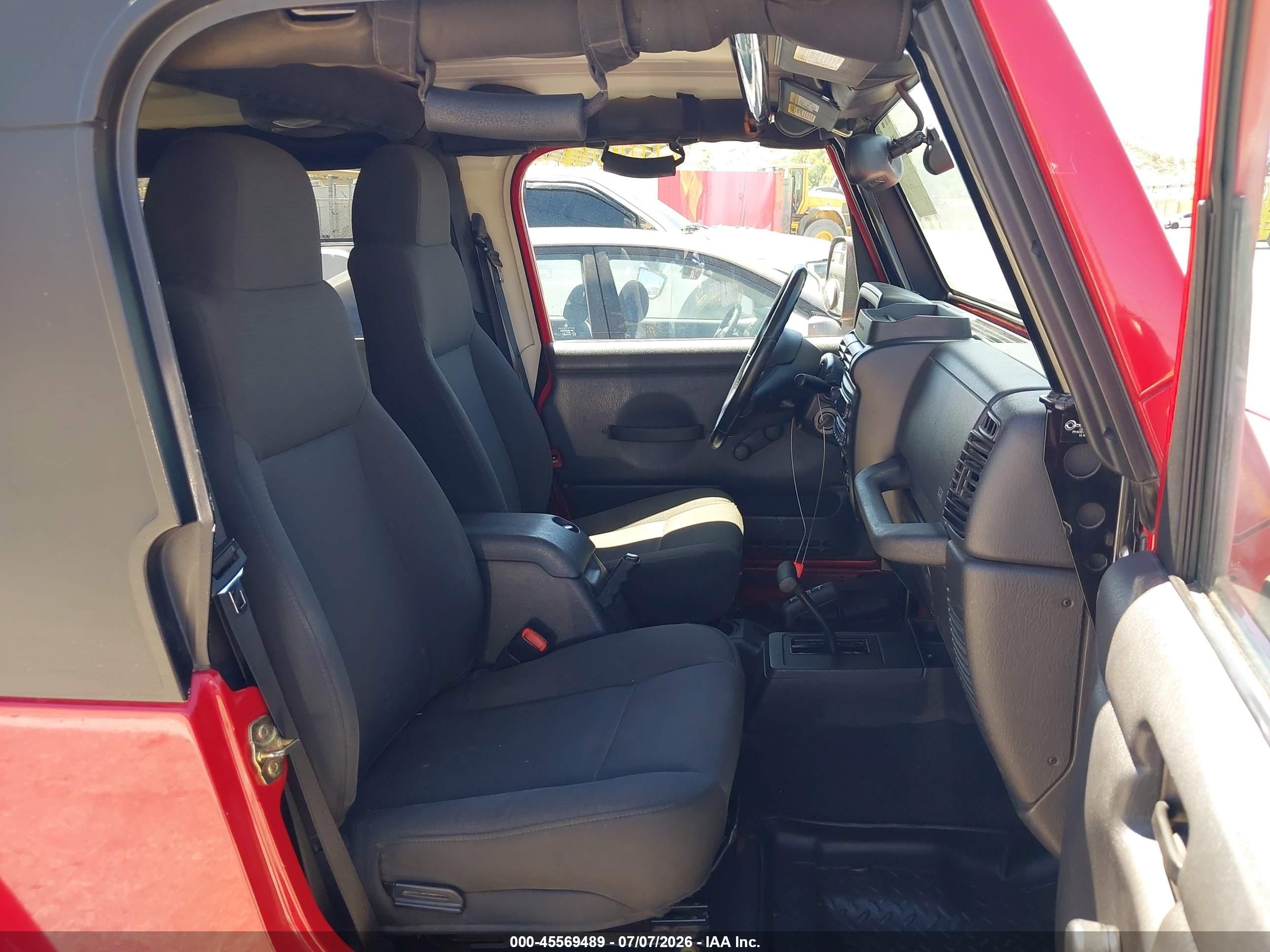 2006 Jeep Wrangler Unlimited Rubicon Red vin: 1J4FA64S46P722054