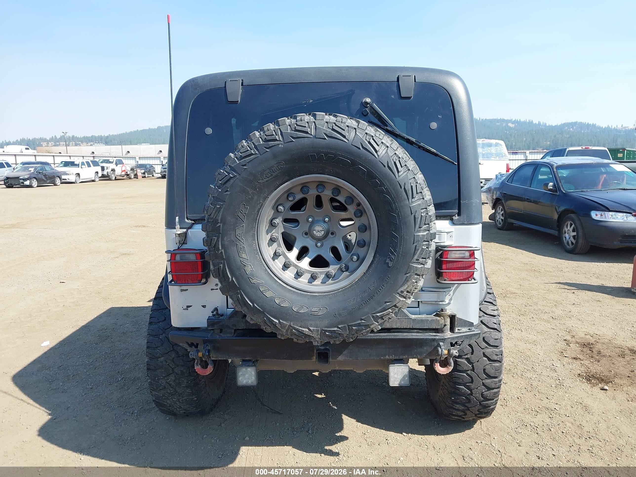 2003 Jeep Wrangler Rubicon Silver vin: 1J4FA69S03P375388