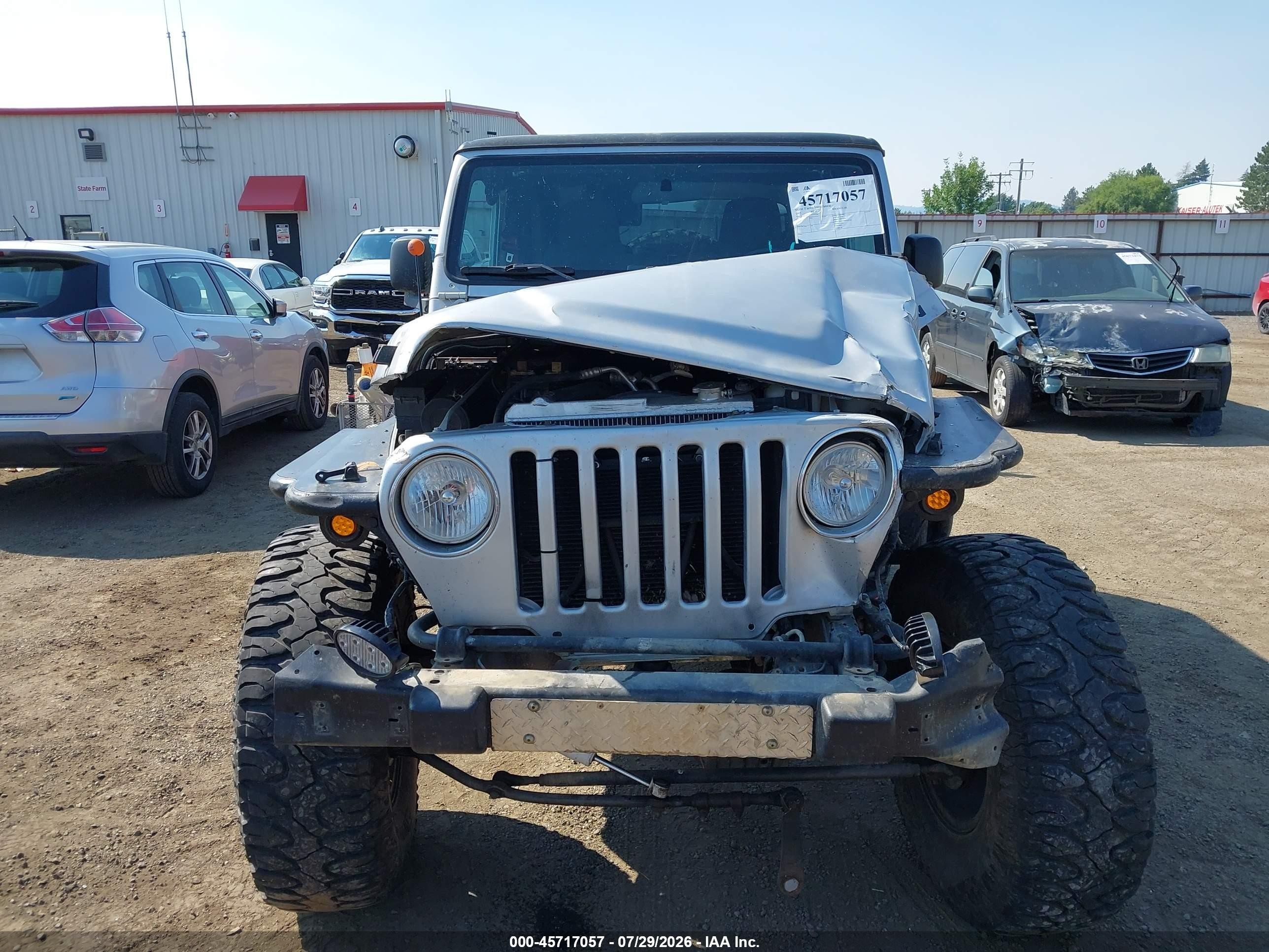 2003 Jeep Wrangler Rubicon Silver vin: 1J4FA69S03P375388