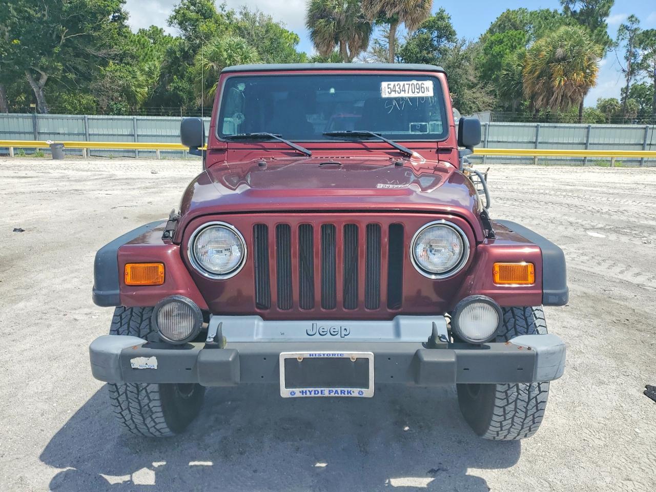 2003 Jeep Wrangler / Tj Rubicon Burgundy vin: 1J4FA69S53P333668