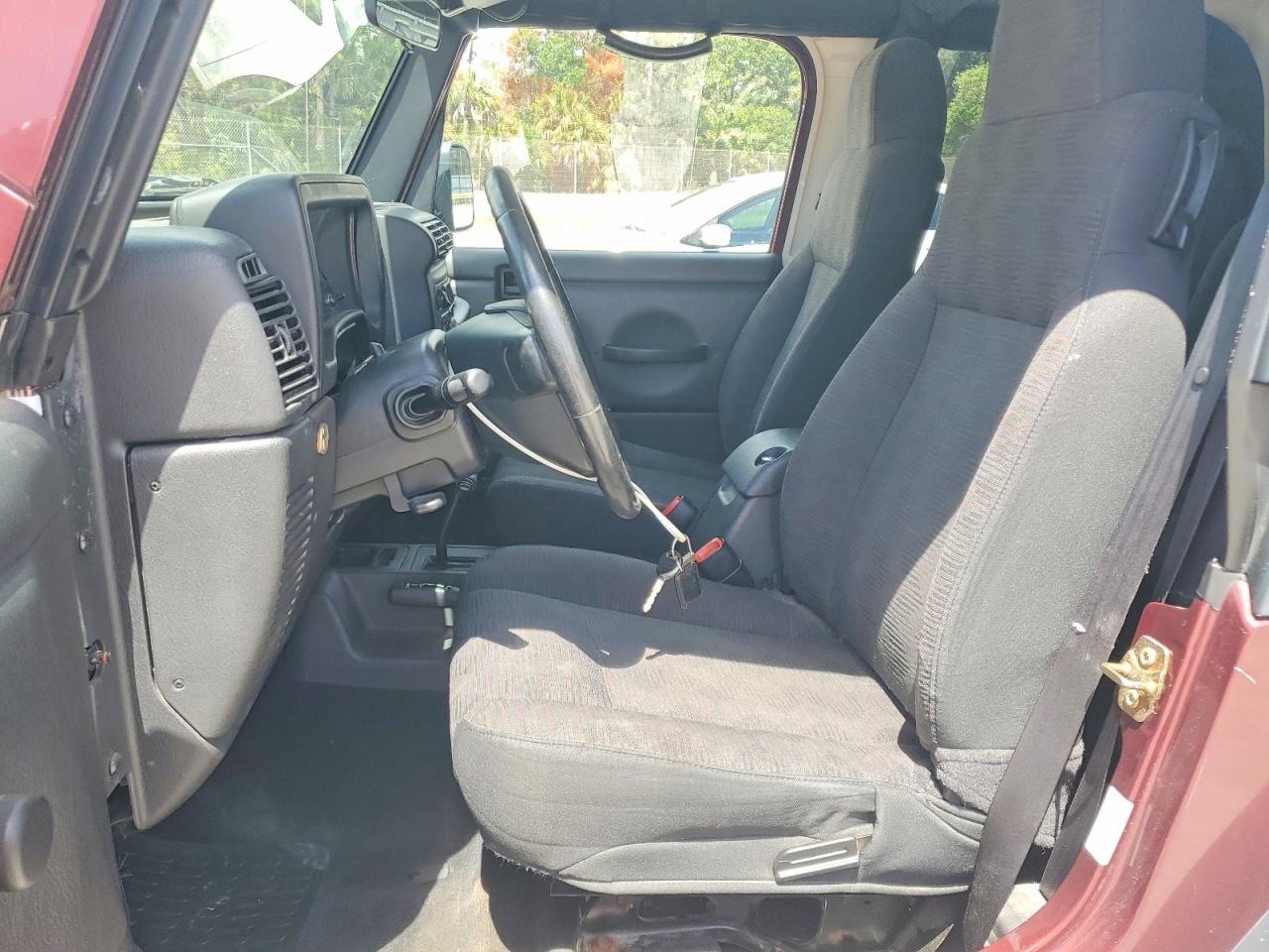 2003 Jeep Wrangler / Tj Rubicon Burgundy vin: 1J4FA69S53P333668