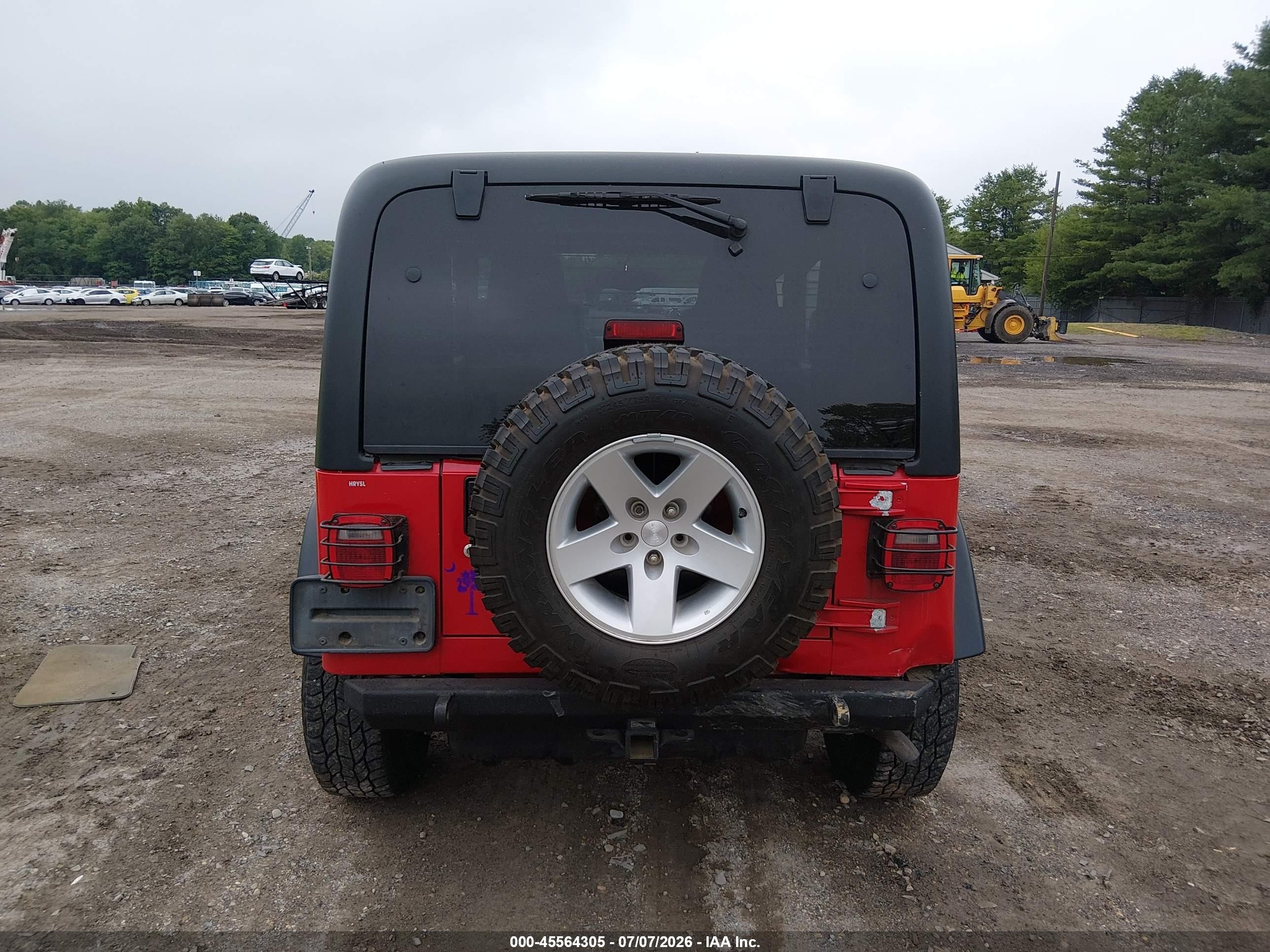 2004 Jeep Wrangler Rubicon Red vin: 1J4FA69SX4P720296