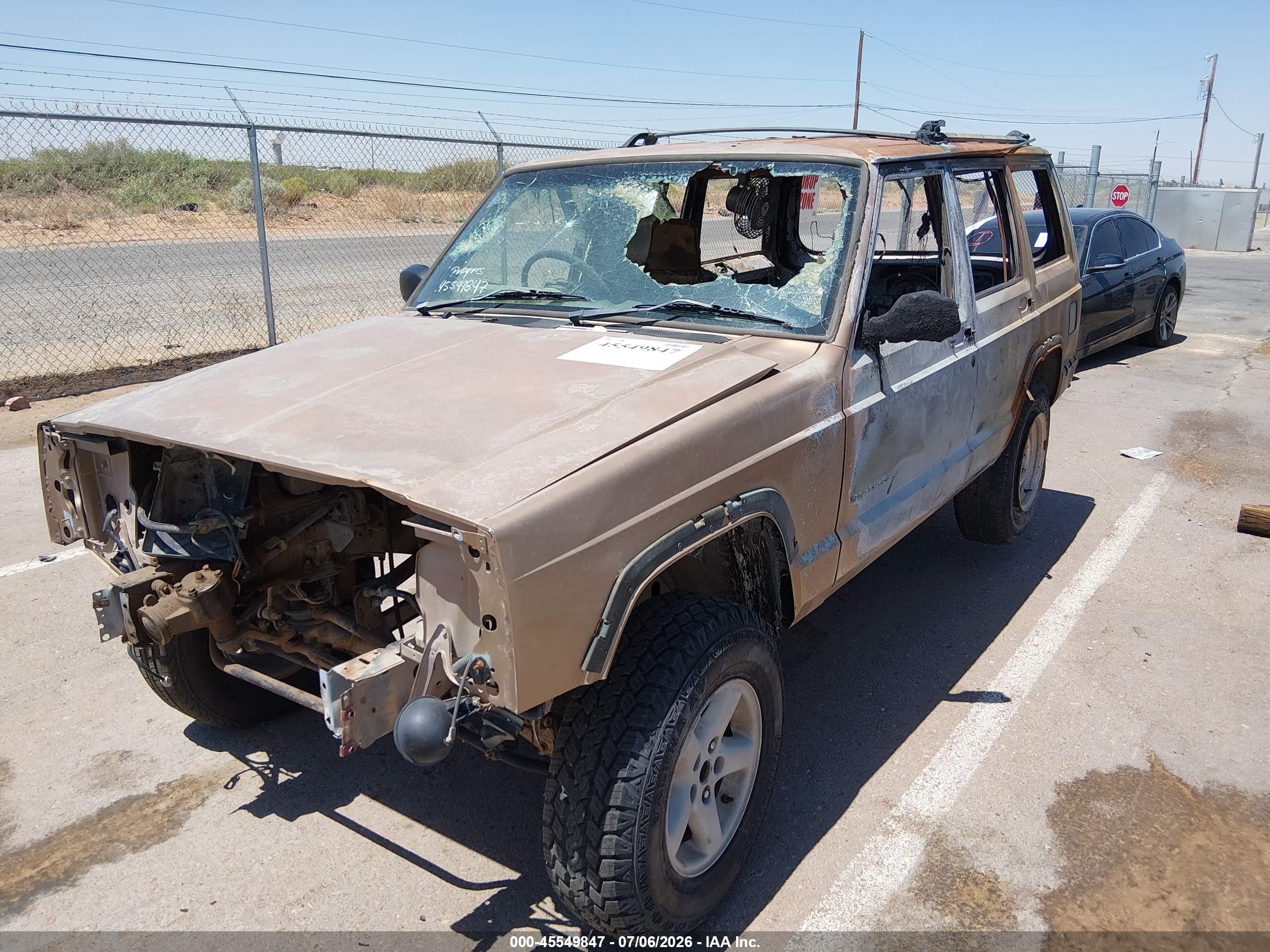 2000 Jeep Cherokee Rhd Rural Letter Carrier Tan vin: 1J4FB28S3YL242467