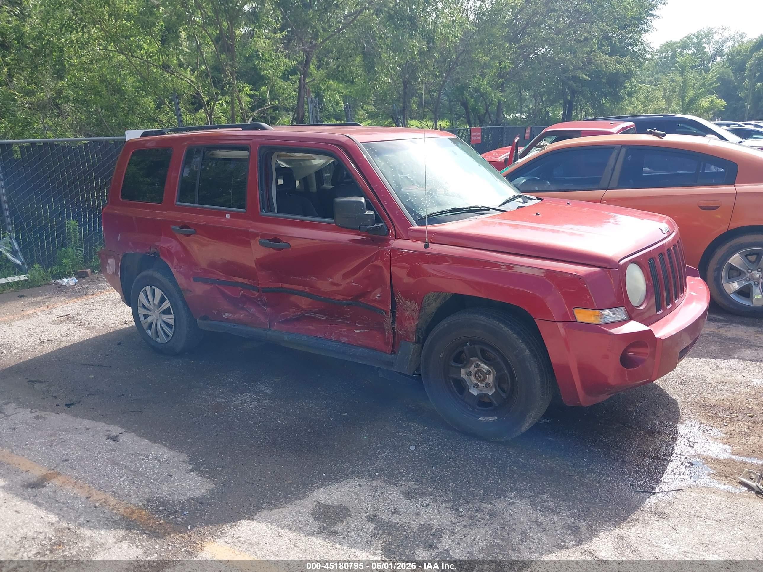 2009 Jeep Patriot Sport Red vin: 1J4FF28B09D205781