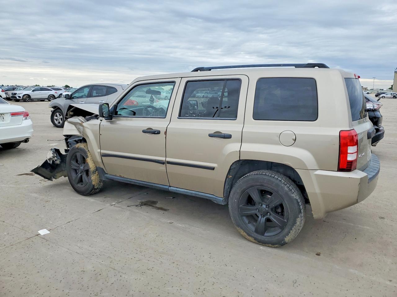 2009 Jeep Patriot Sport Gold vin: 1J4FF28B19D205661
