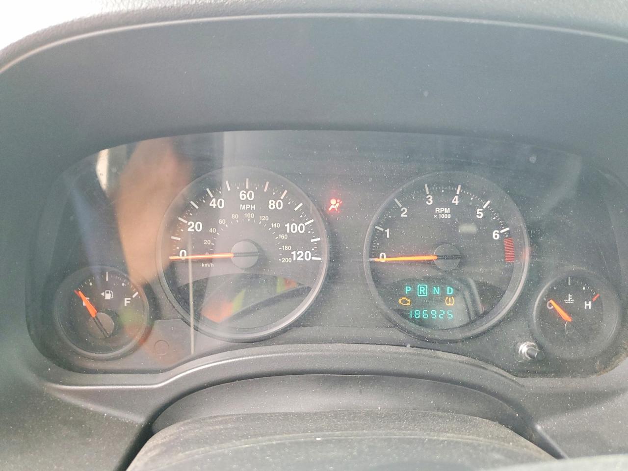 2009 Jeep Patriot Sport Gold vin: 1J4FF28B19D205661