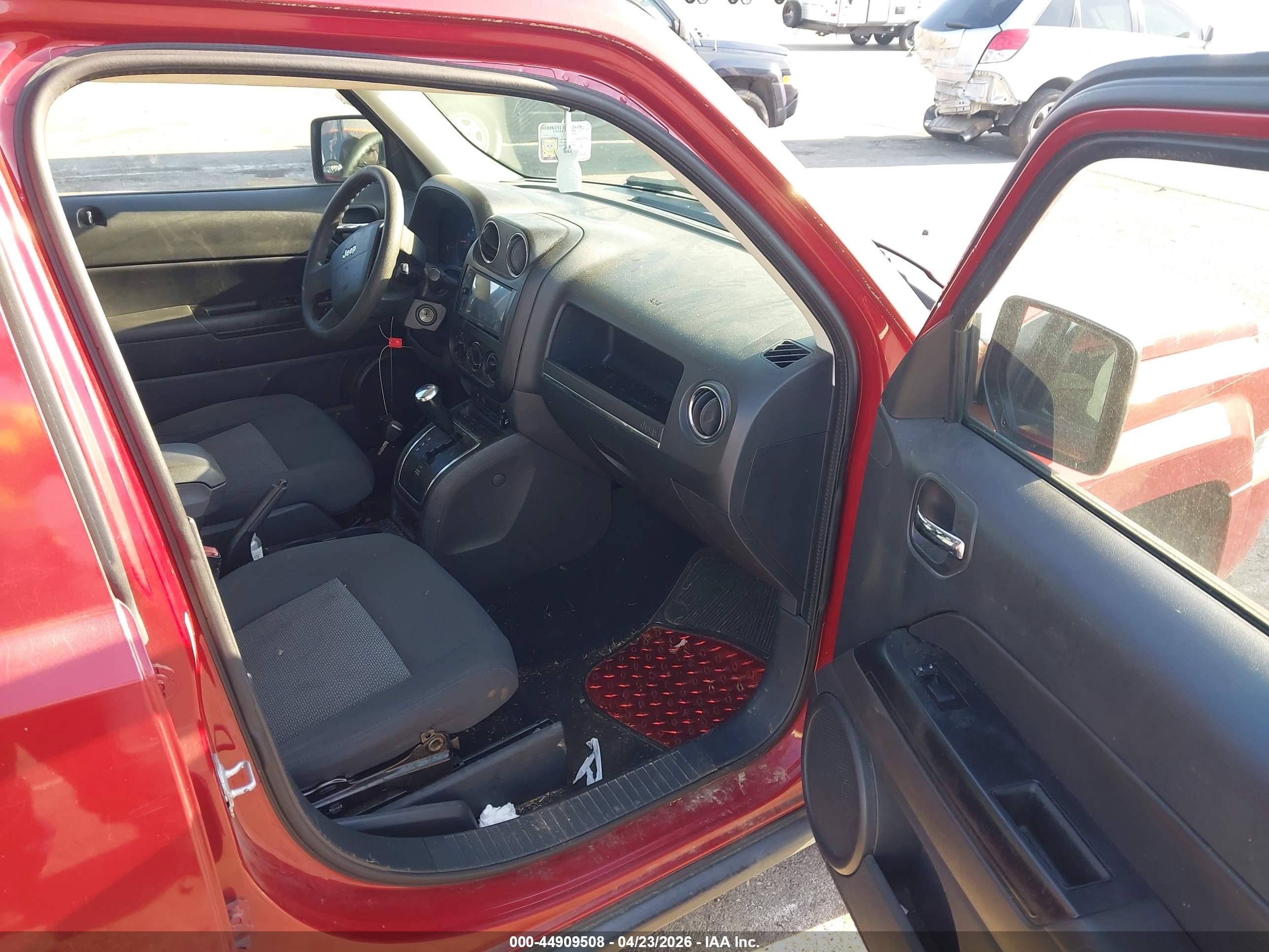2009 Jeep Patriot Sport Red vin: 1J4FF28B39D218735