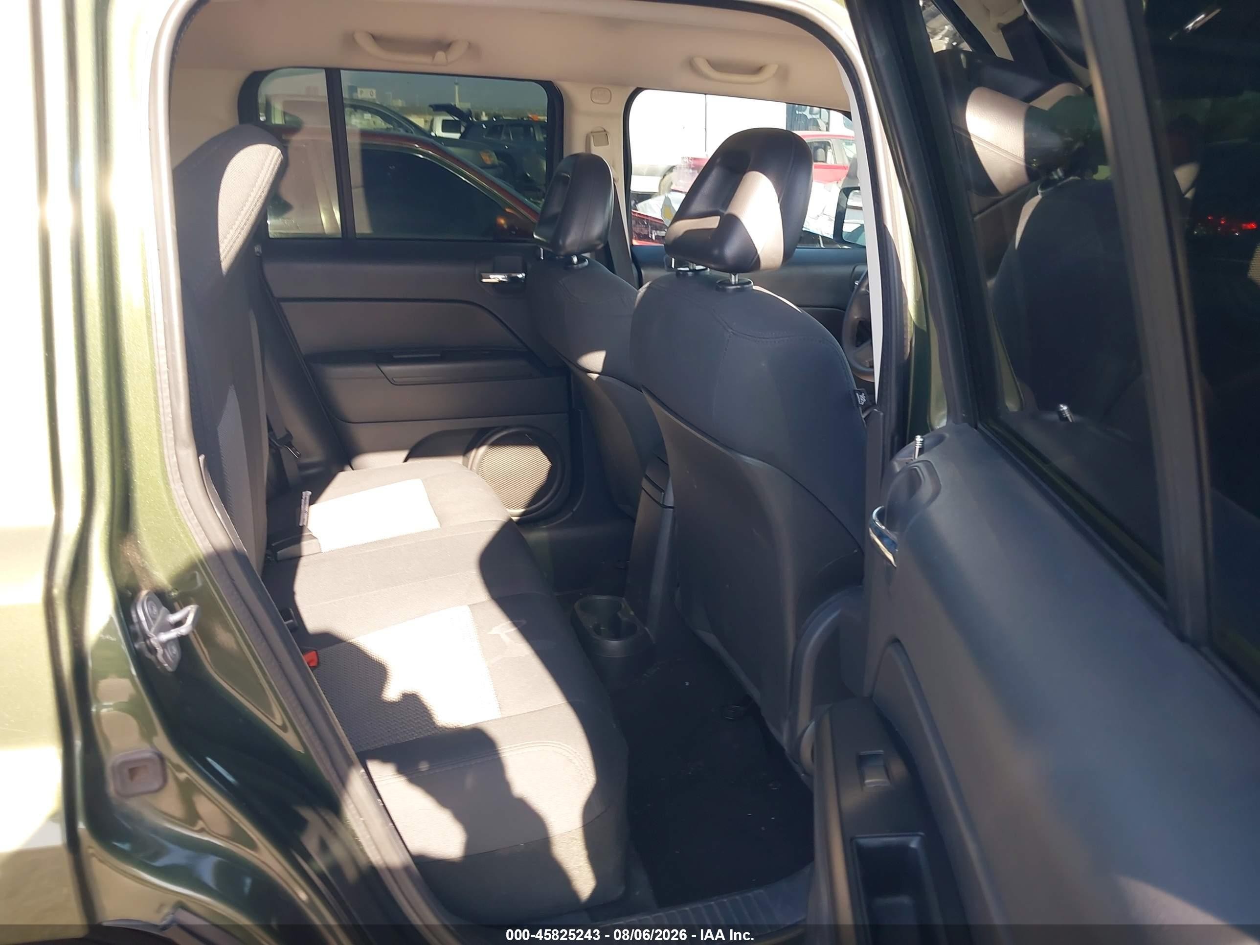 2009 Jeep Patriot Sport Green vin: 1J4FF28B49D176799