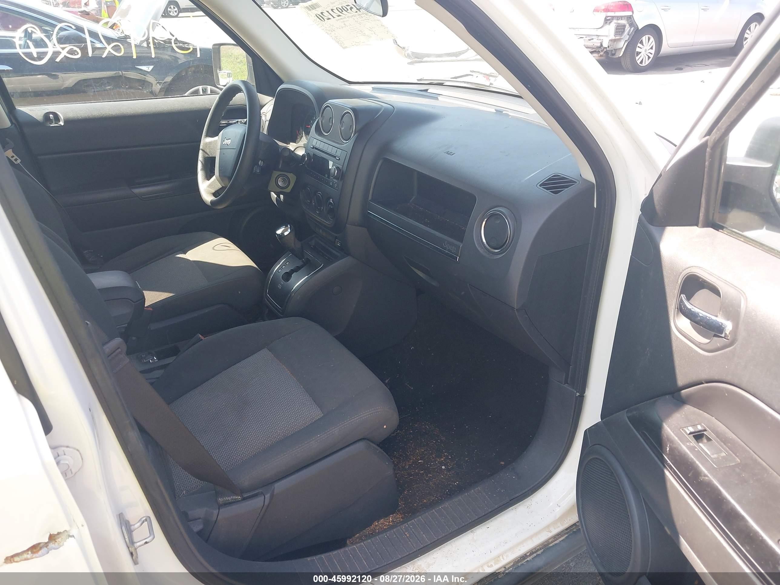 2009 Jeep Patriot Sport White vin: 1J4FF28B49D229260