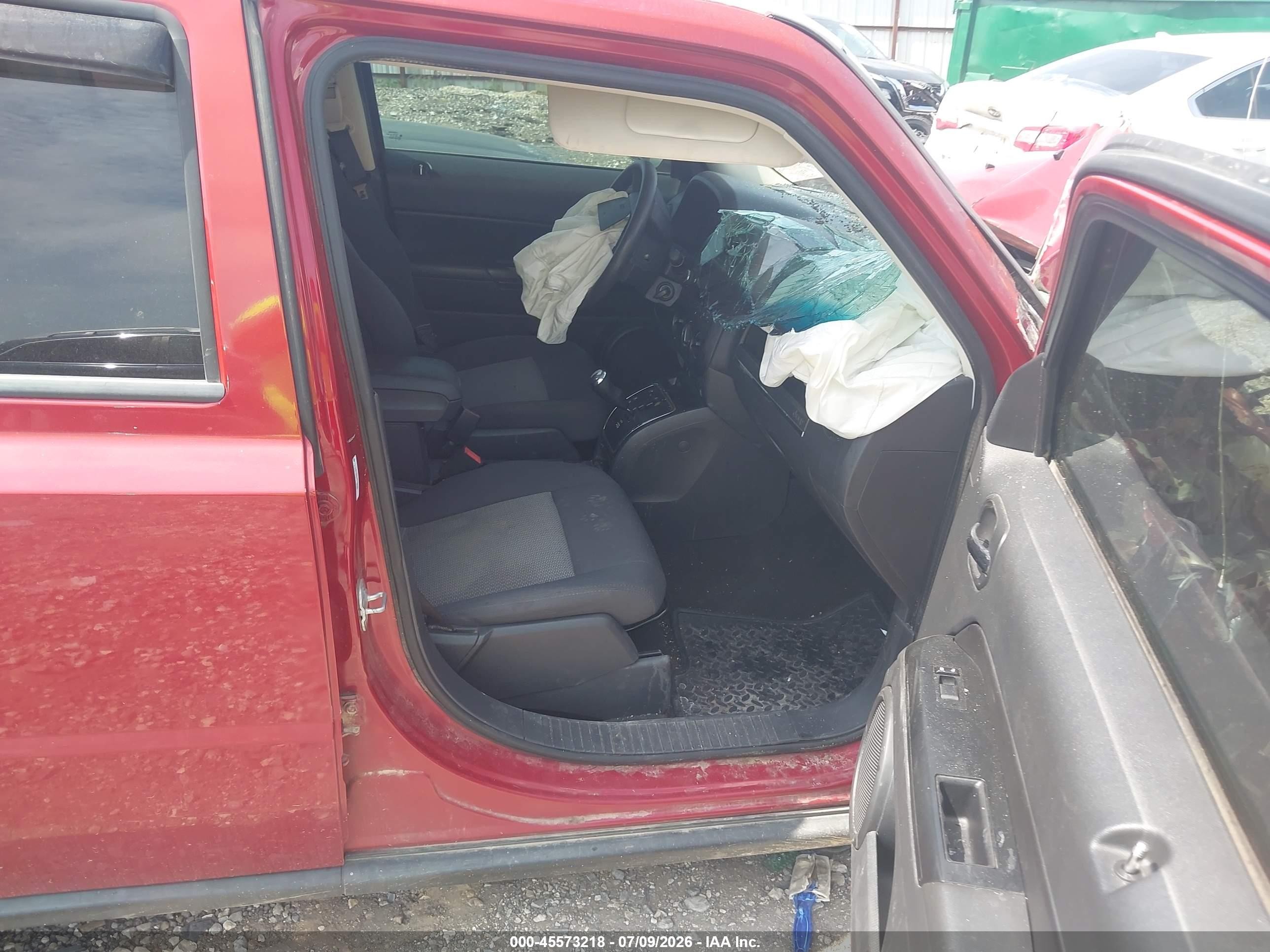 2009 Jeep Patriot Sport Red vin: 1J4FF28B59D120970