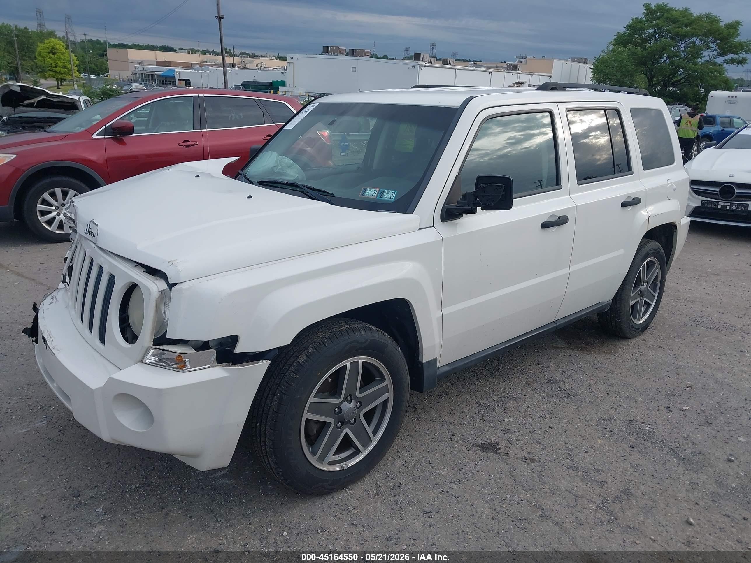 2009 Jeep Patriot Sport White vin: 1J4FF28B69D173595