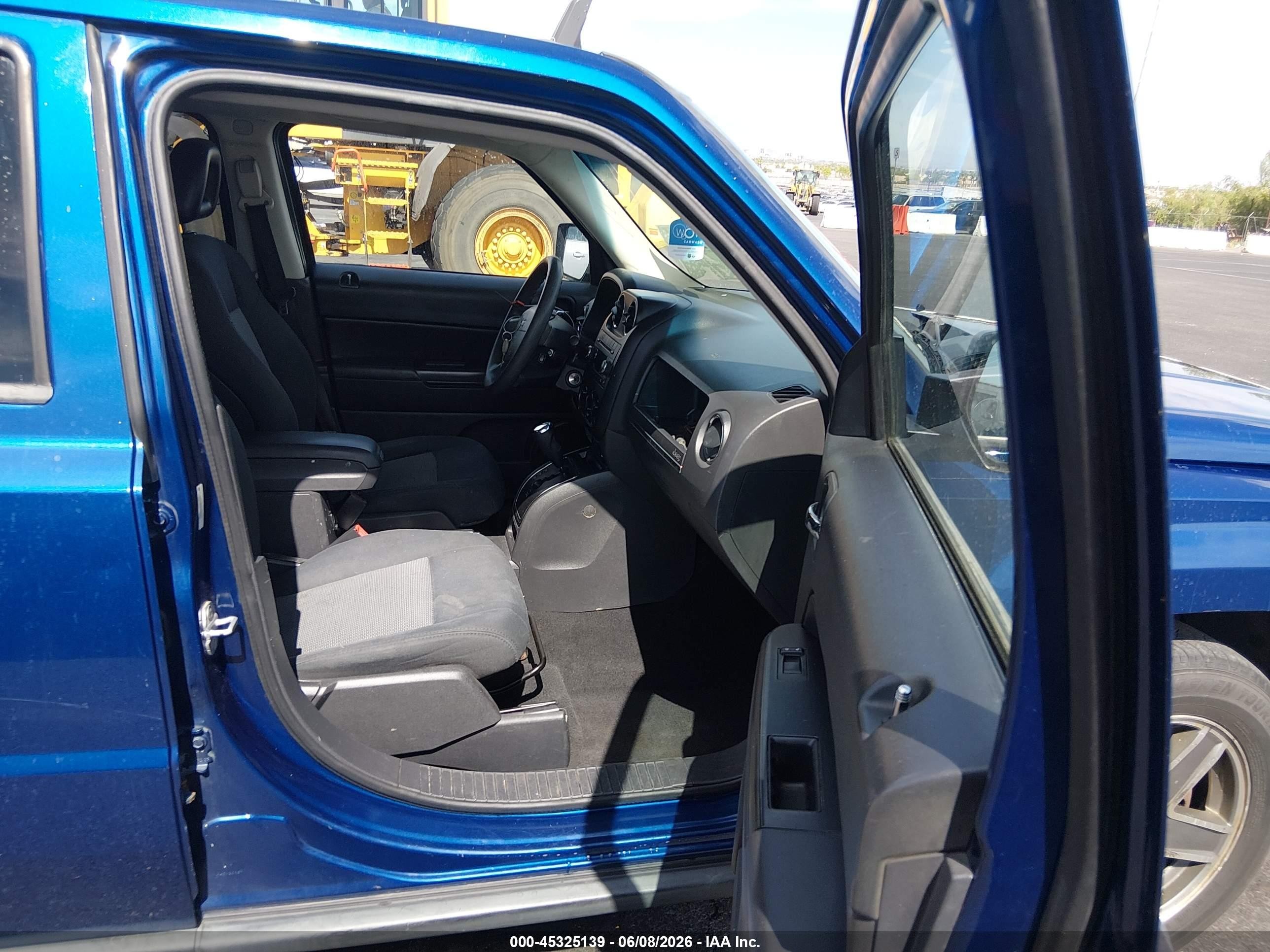 2009 Jeep Patriot Sport Синий vin: 1J4FF28B69D186203