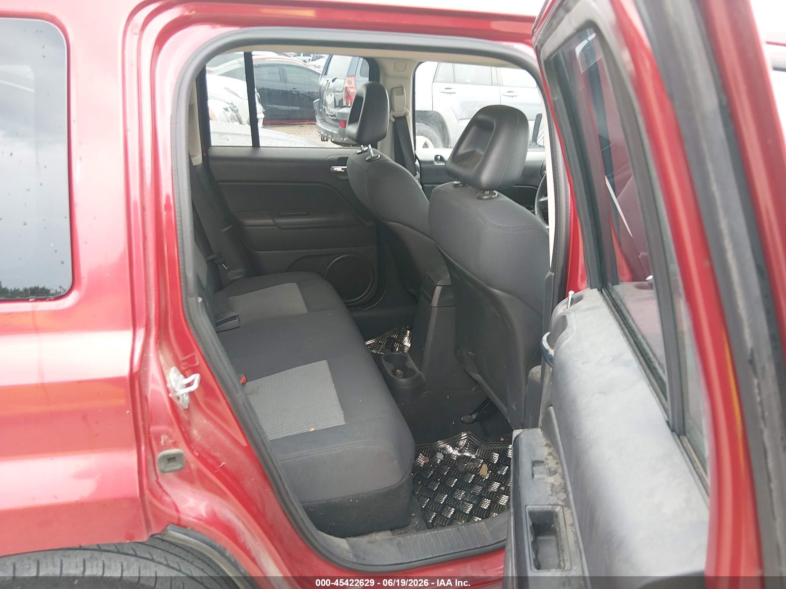 2009 Jeep Patriot Sport Red vin: 1J4FF28B89D102205