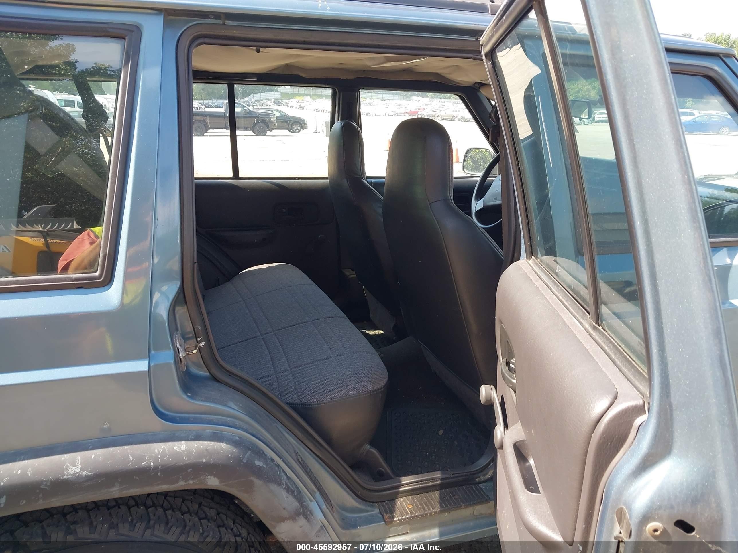 1999 Jeep Cherokee Se Blue vin: 1J4FF28S5XL523737