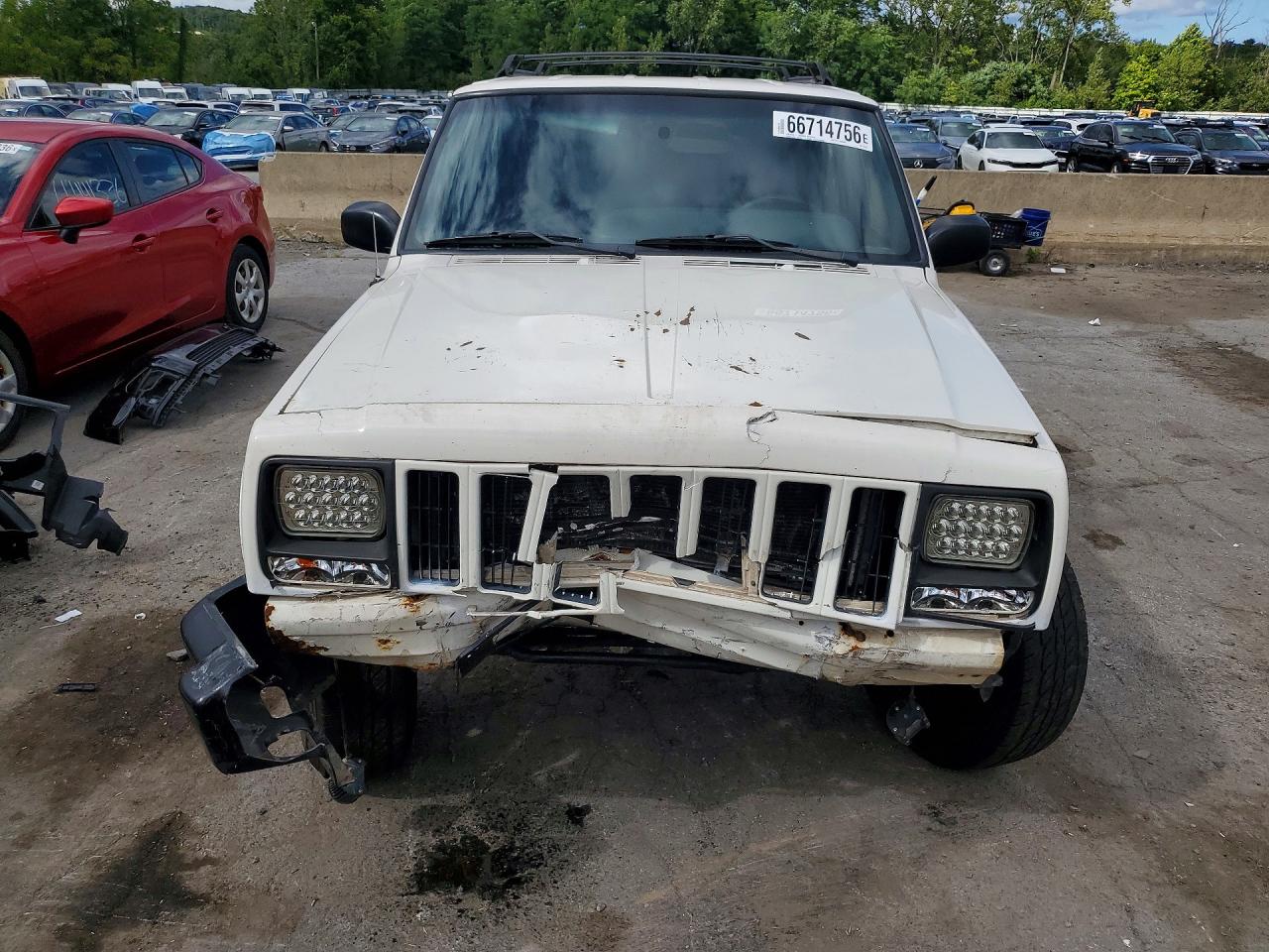 2001 Jeep Cherokee Sport White vin: 1J4FF48S01L597246