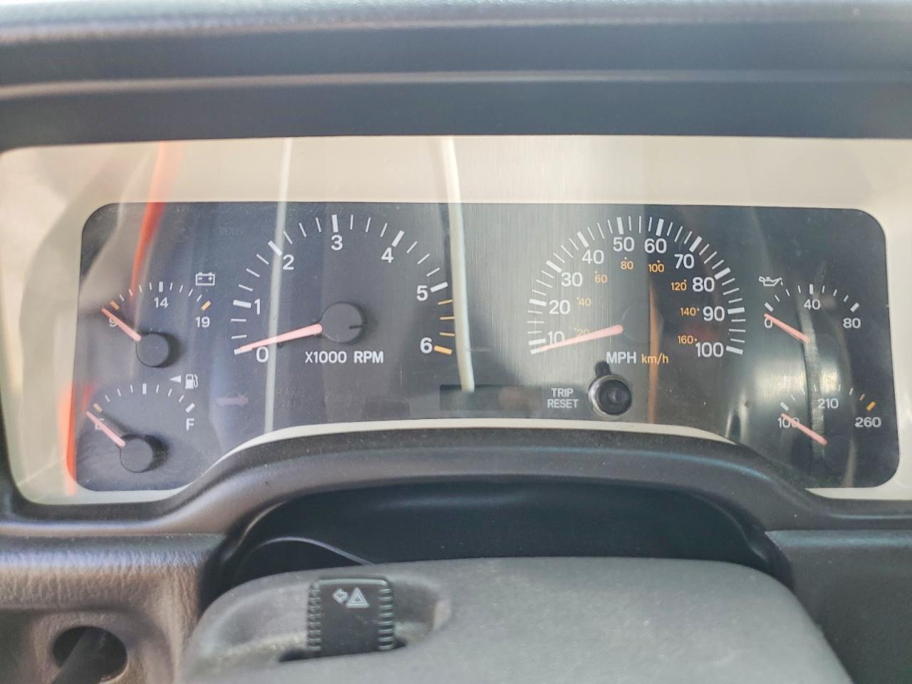 2001 Jeep Cherokee Sport White vin: 1J4FF48S01L597246