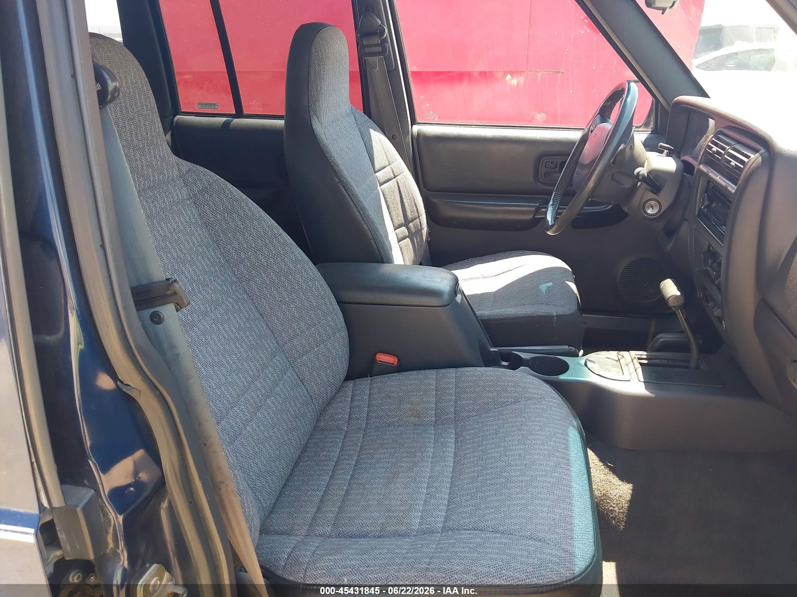 2000 Jeep Cherokee Sport Navy vin: 1J4FF48S0YL117880