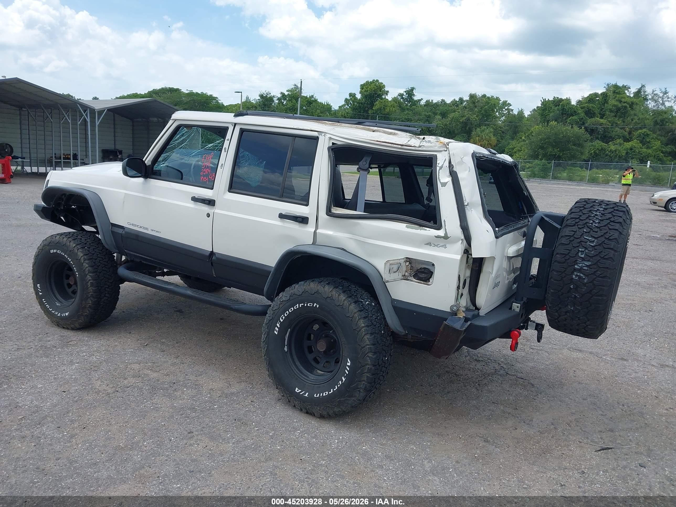 2000 Jeep Cherokee Sport White vin: 1J4FF48S0YL142584