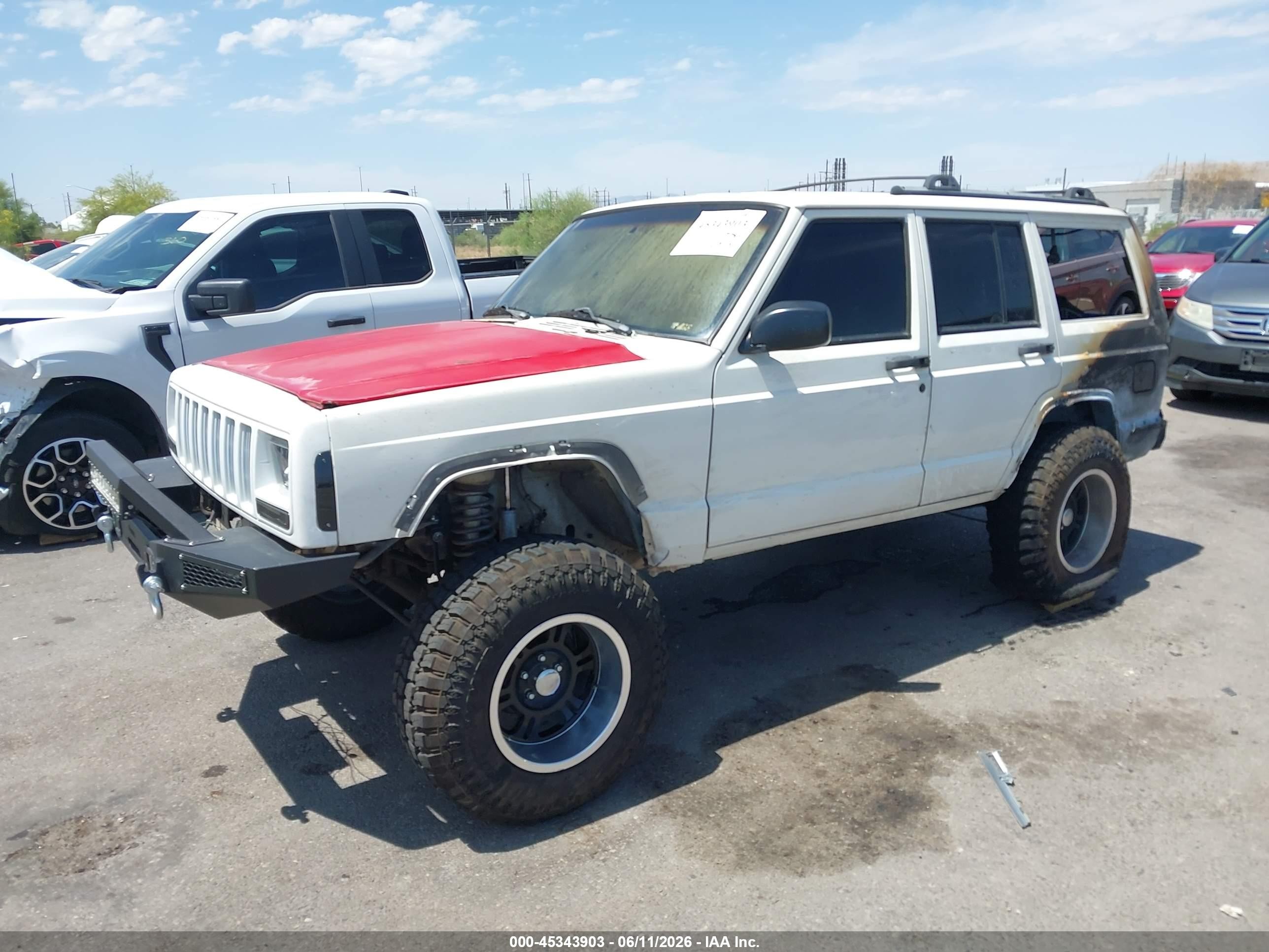 2000 Jeep Cherokee Sport White vin: 1J4FF48S0YL219888