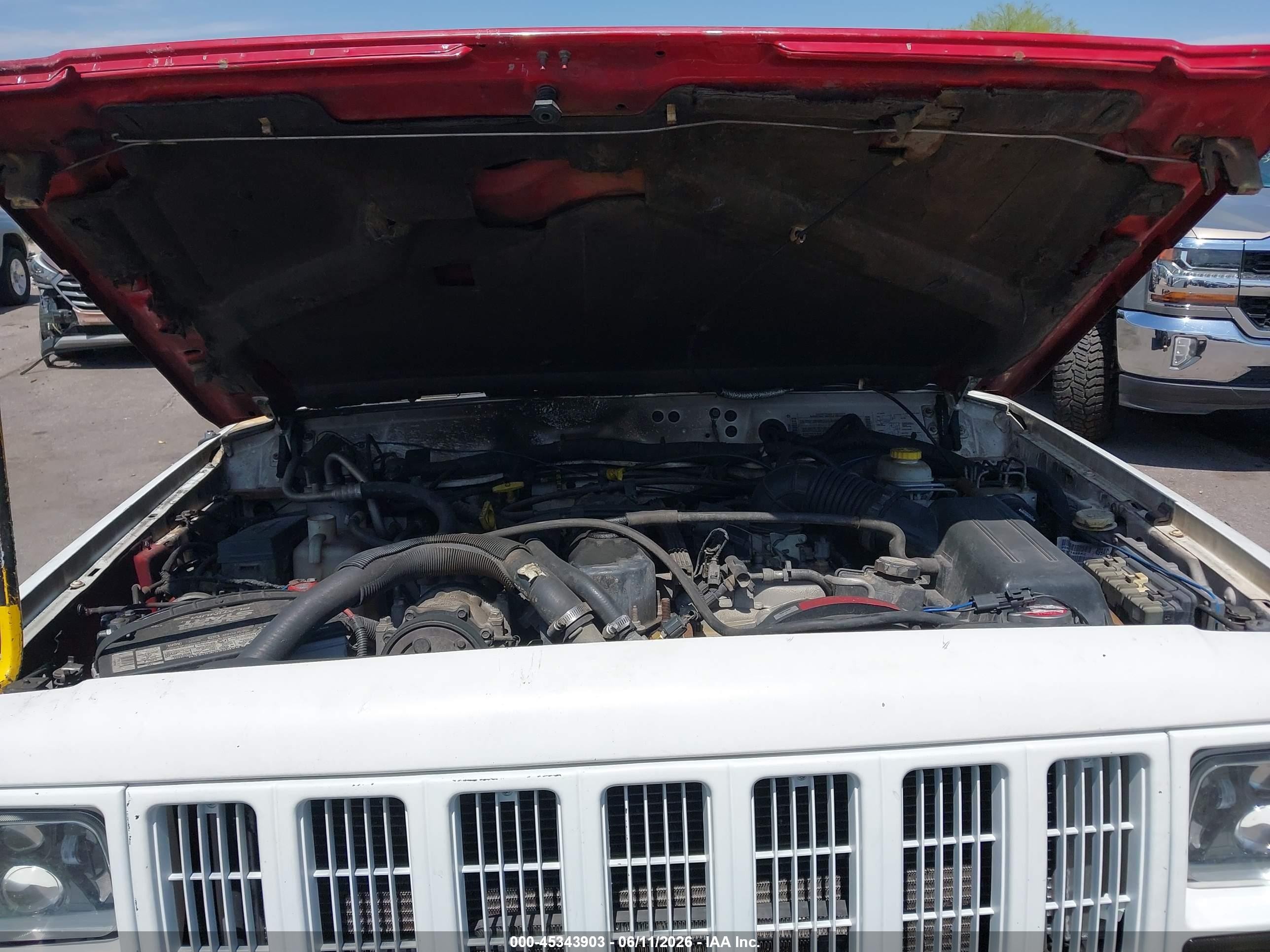 2000 Jeep Cherokee Sport White vin: 1J4FF48S0YL219888