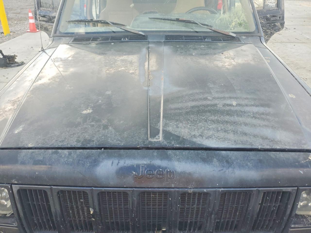 2000 Jeep Cherokee Sport Black vin: 1J4FF48S0YL249053