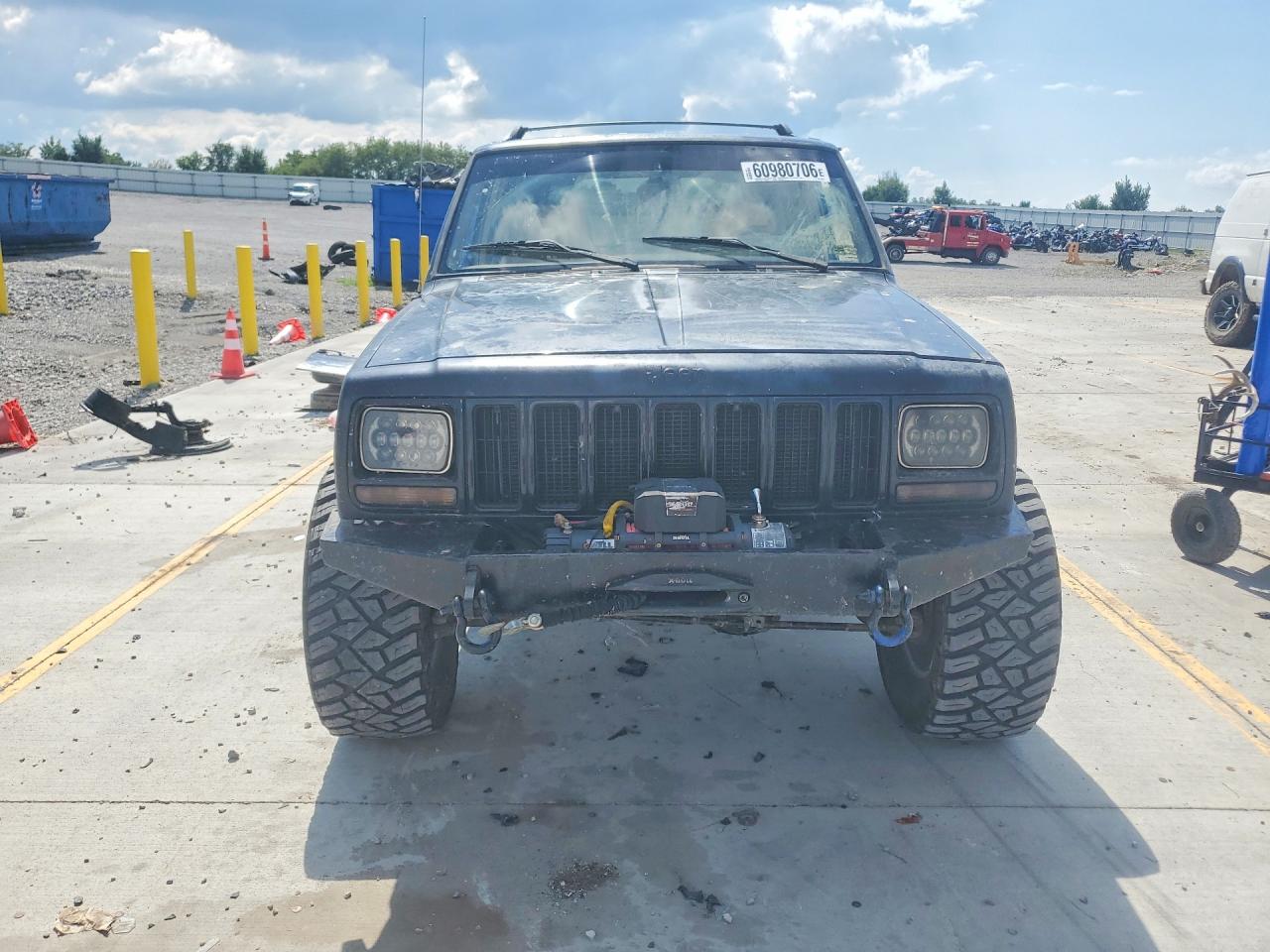 2000 Jeep Cherokee Sport Black vin: 1J4FF48S0YL249053