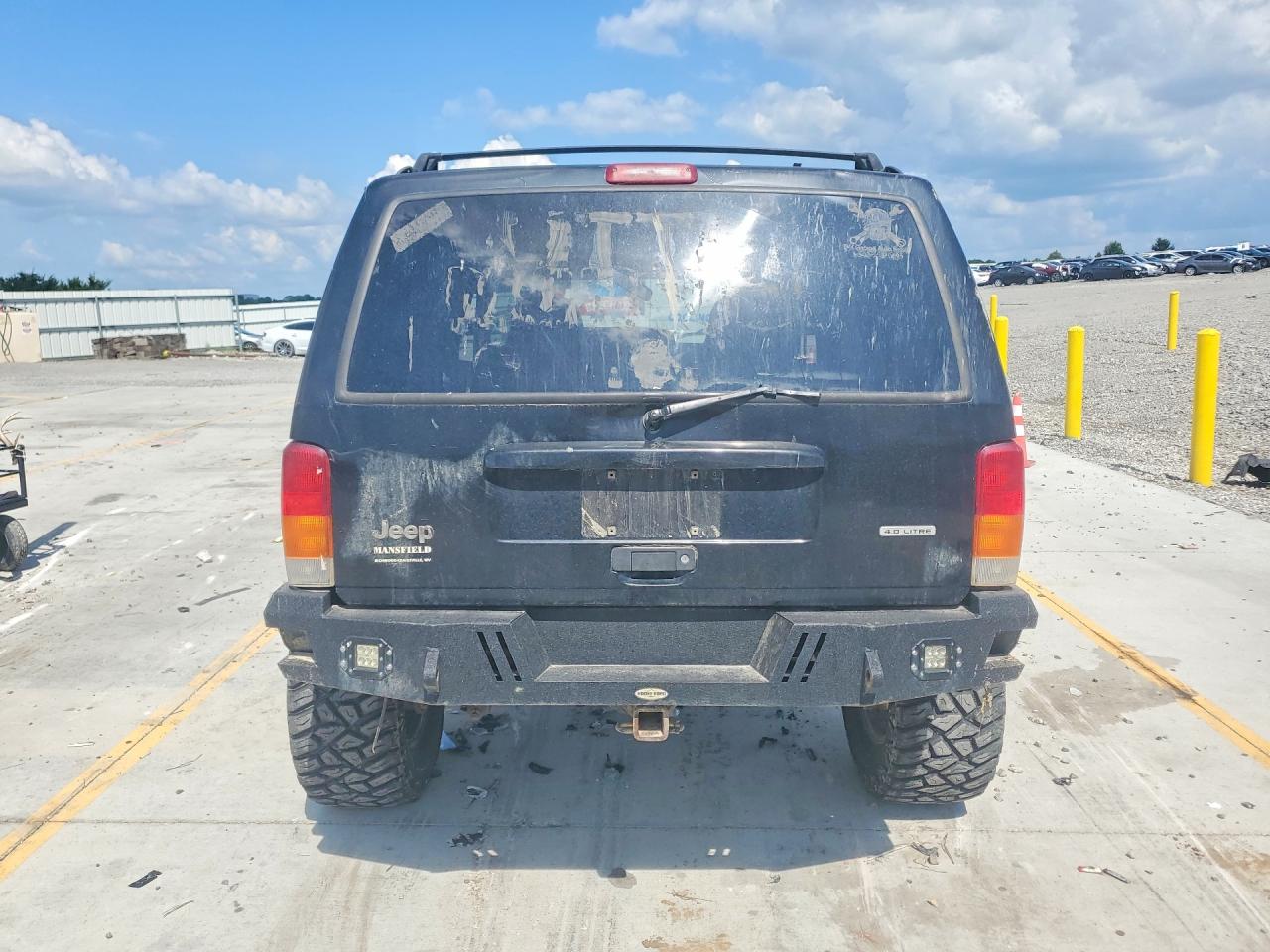 2000 Jeep Cherokee Sport Black vin: 1J4FF48S0YL249053