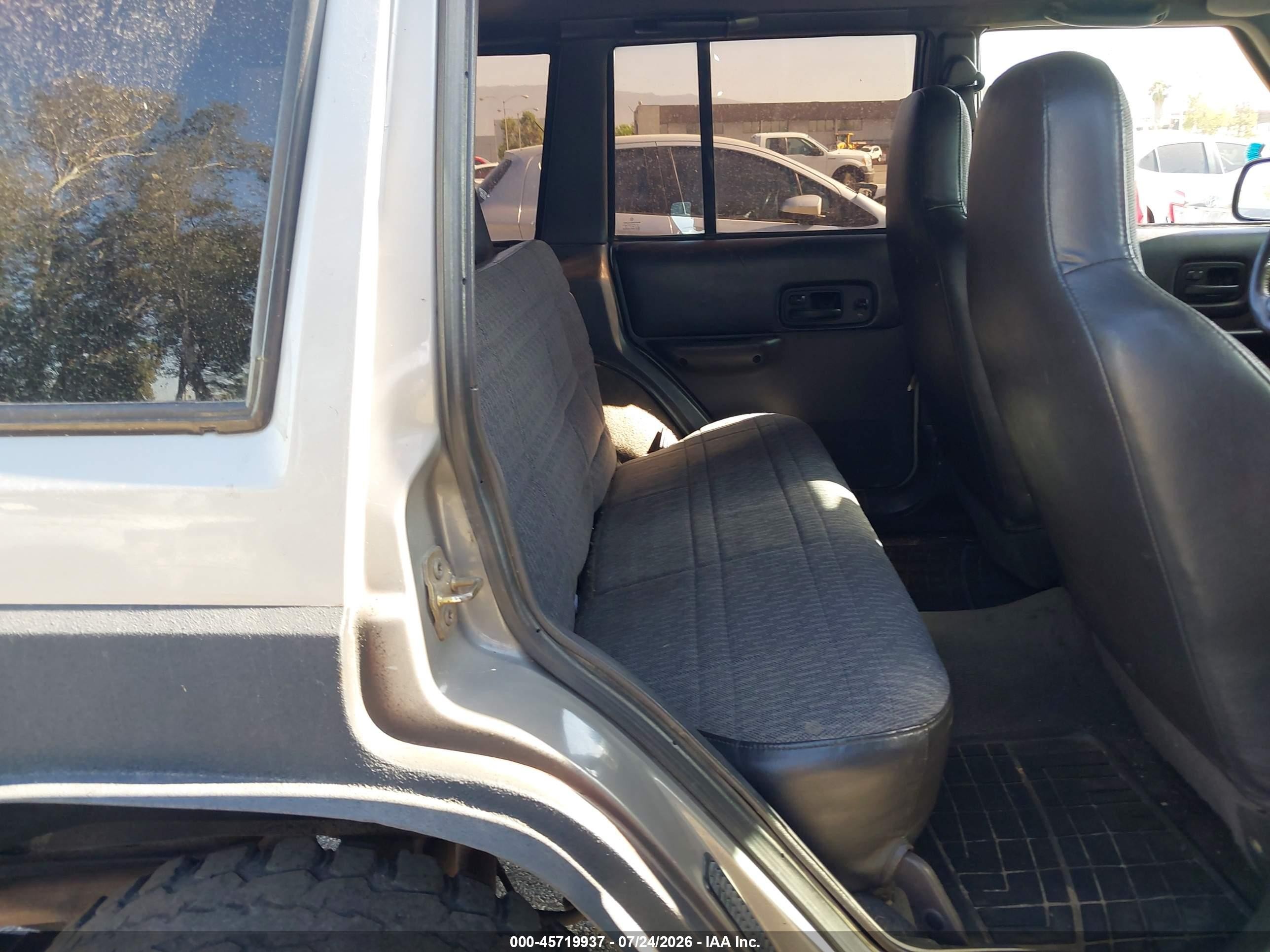 2001 Jeep Cherokee Sport Brown vin: 1J4FF48S21L510012