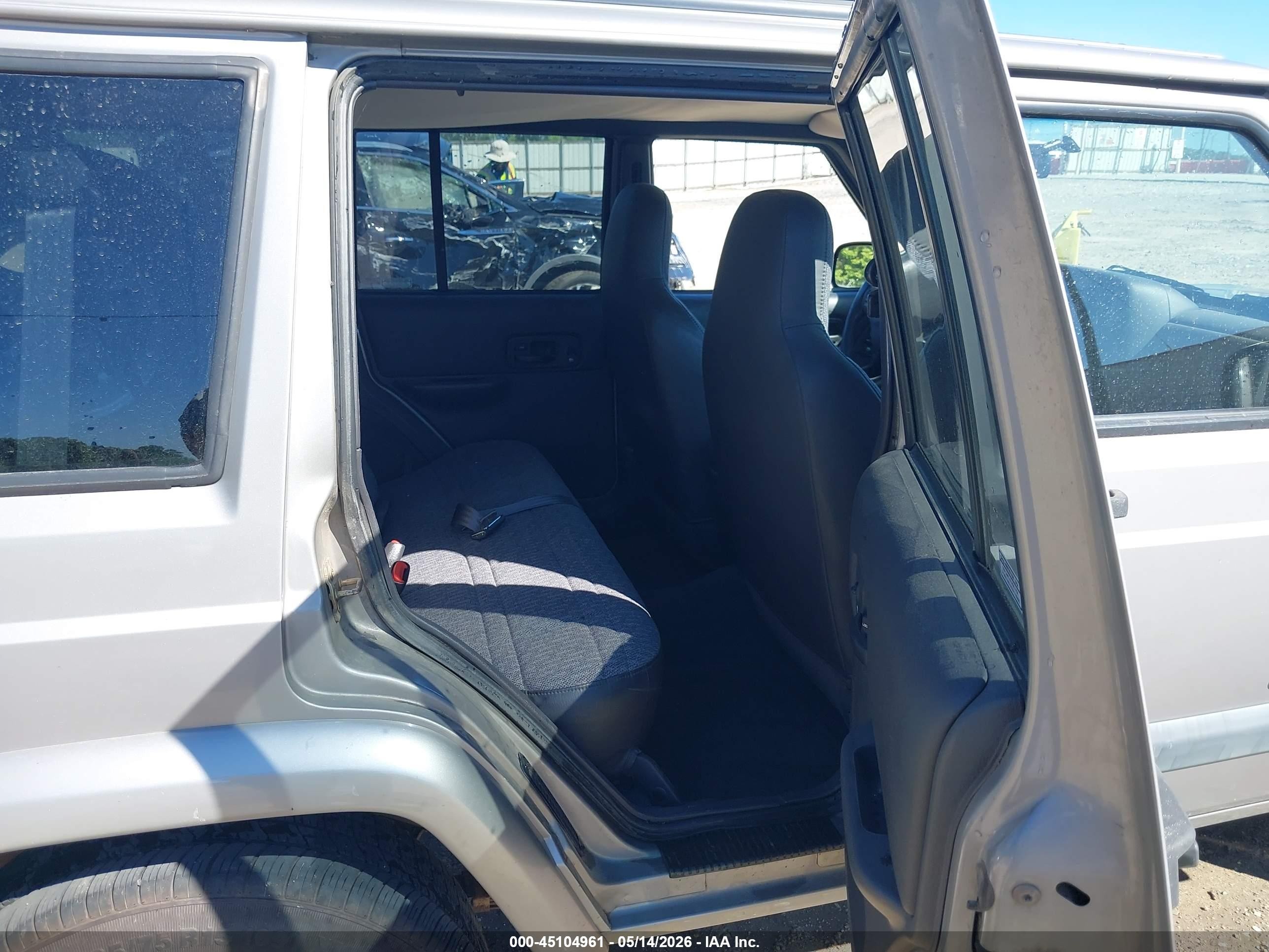 2001 Jeep Cherokee Sport Pewter vin: 1J4FF48S21L510107
