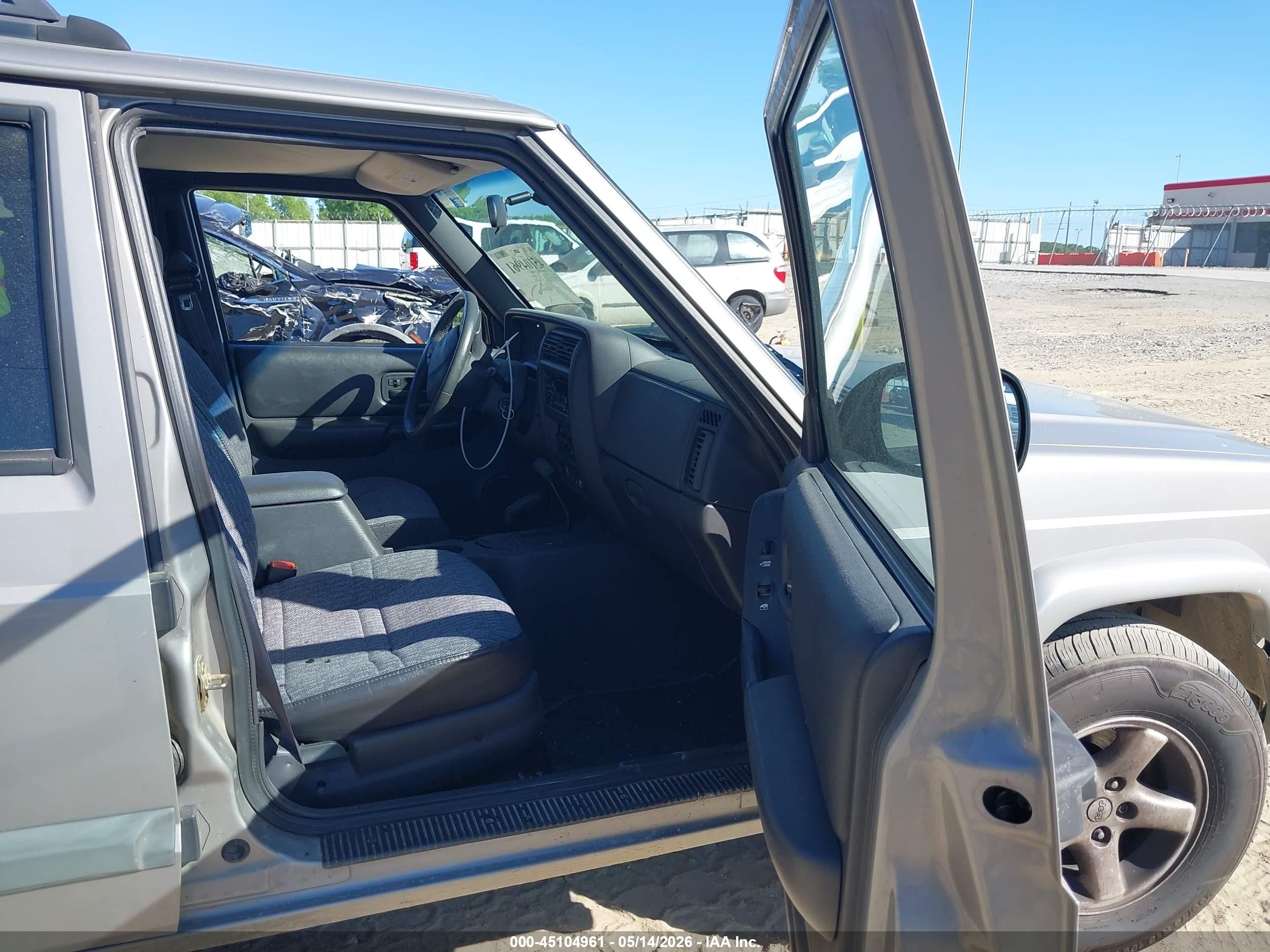 2001 Jeep Cherokee Sport Pewter vin: 1J4FF48S21L510107