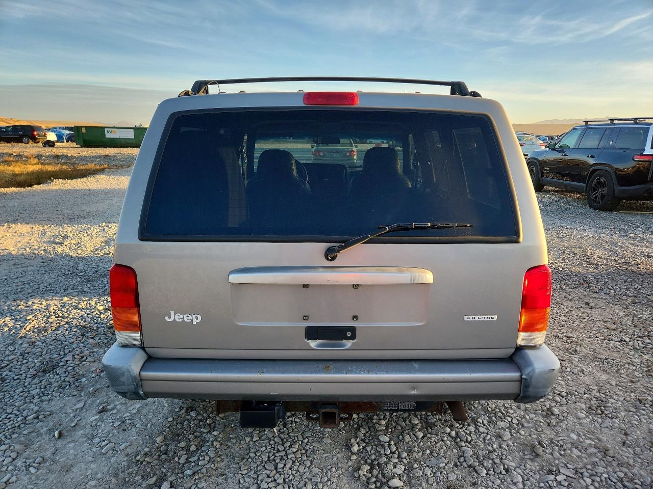 2001 Jeep Cherokee Sport Silver vin: 1J4FF48S21L564412