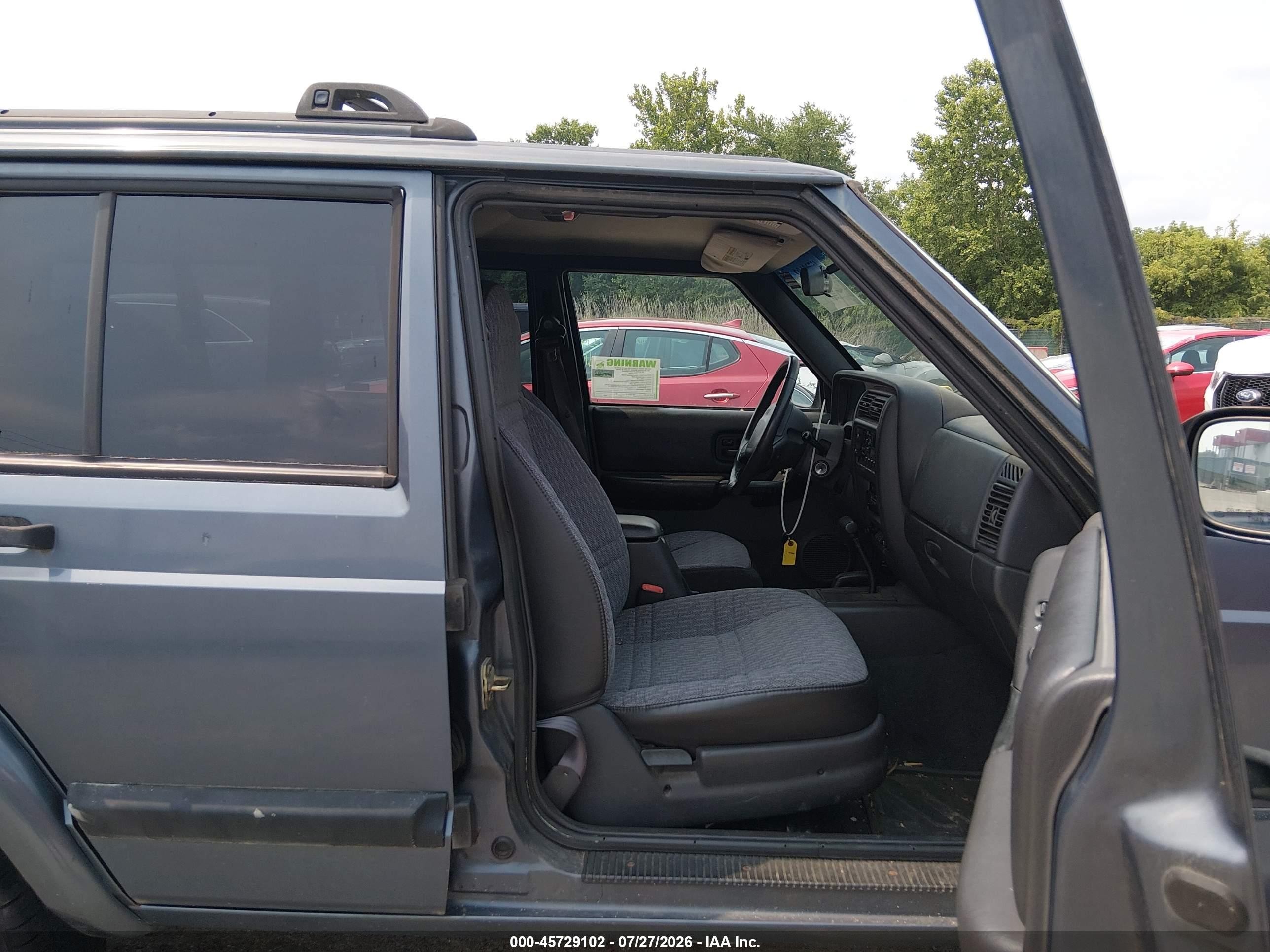 2001 Jeep Cherokee Sport Gray vin: 1J4FF48S21L579380