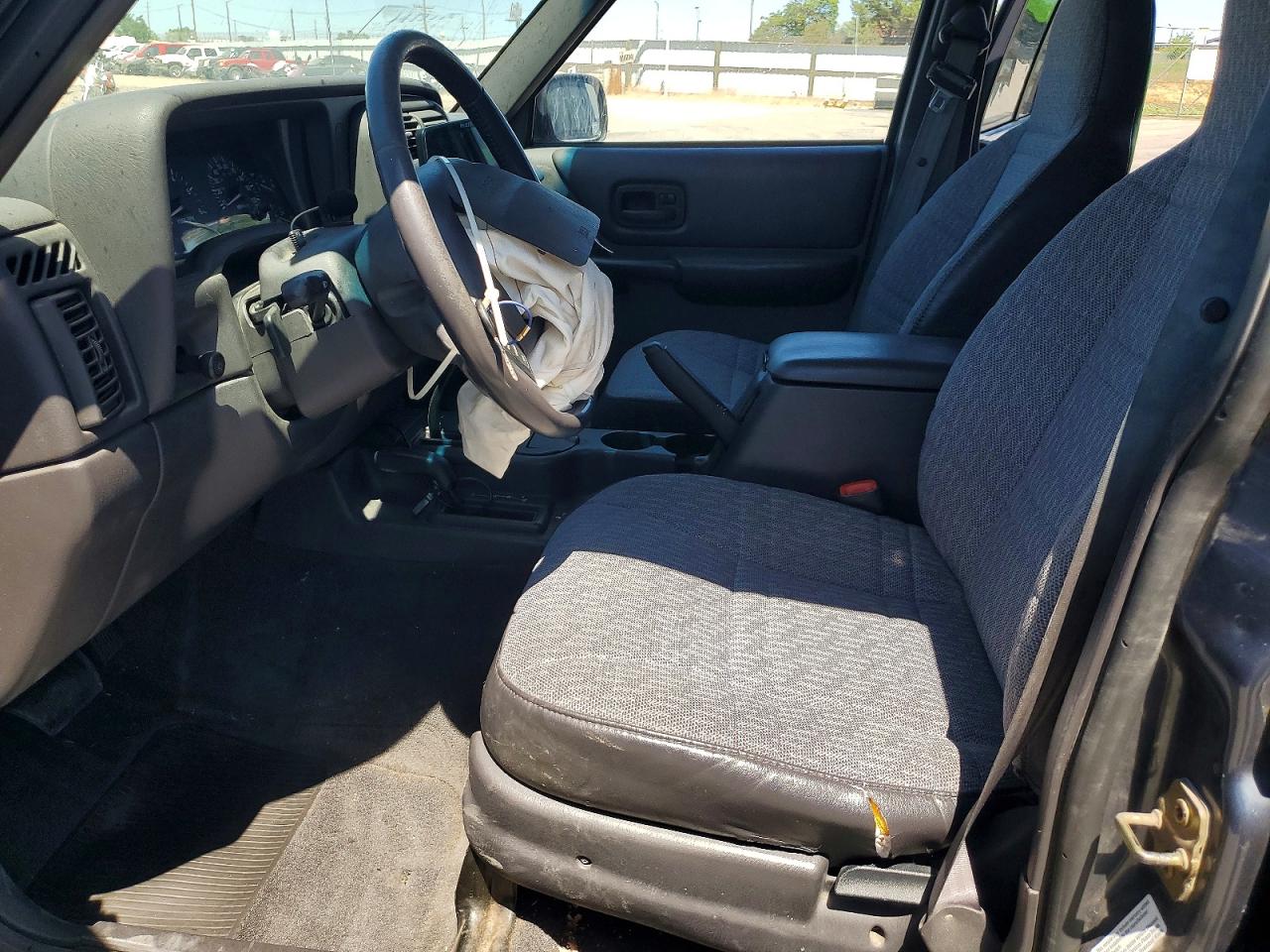 2001 Jeep Cherokee Sport Синий vin: 1J4FF48S21L600566