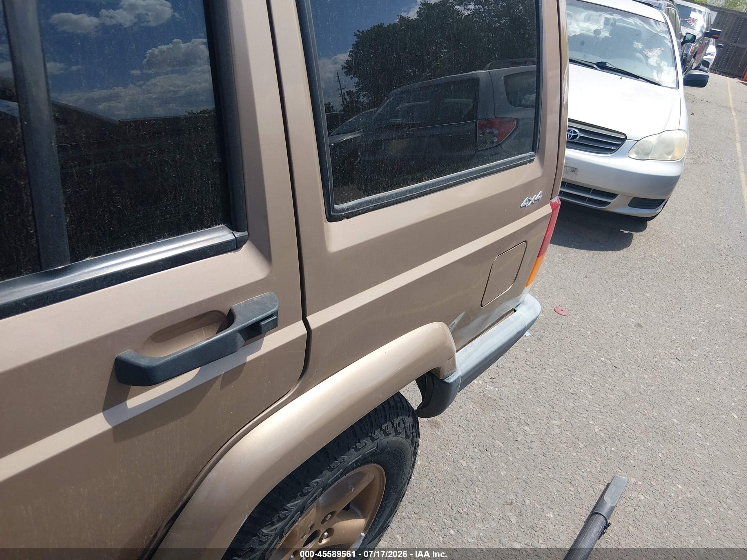 2000 Jeep Cherokee Sport Gold vin: 1J4FF48S2YL160410