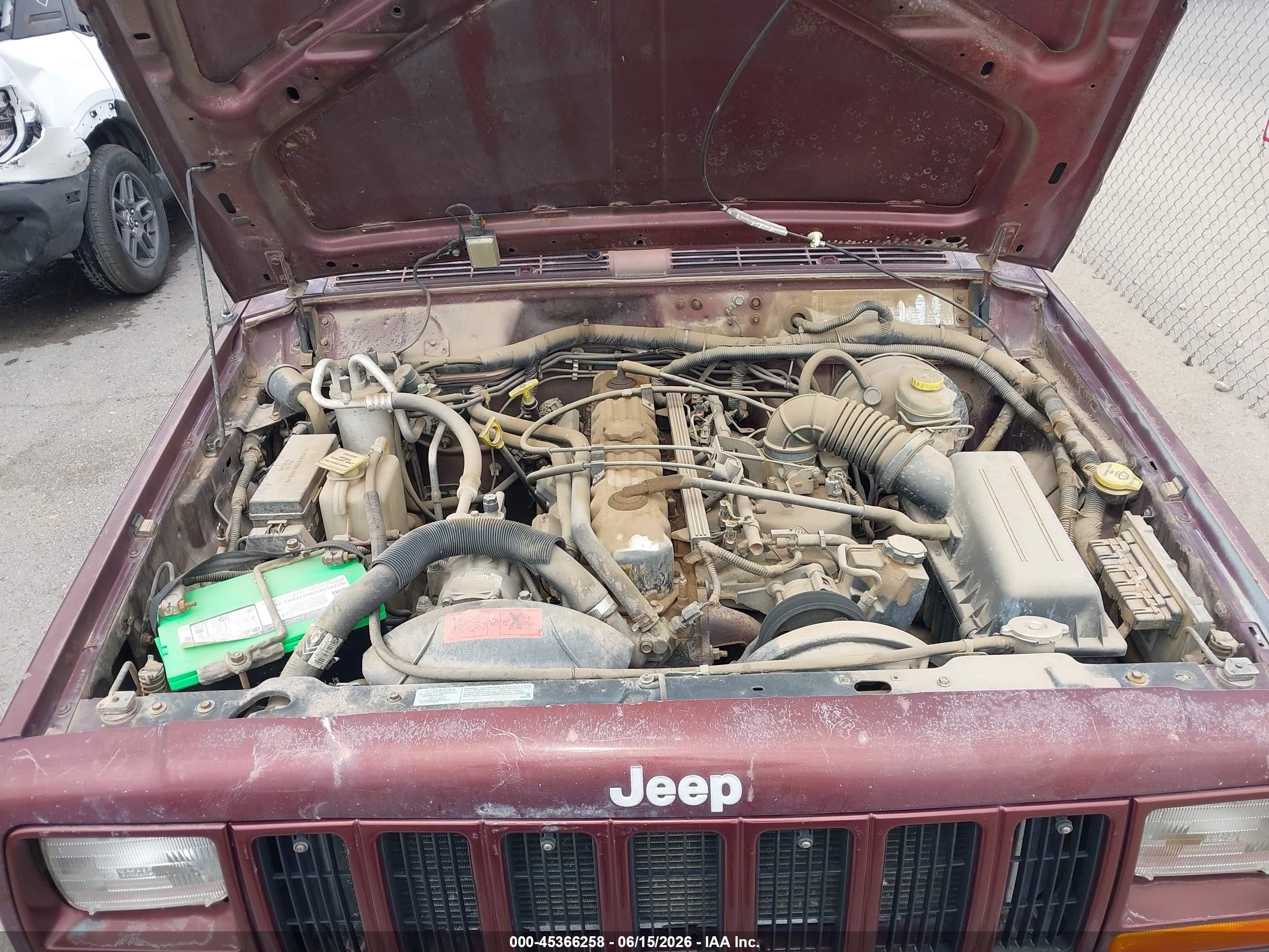 2001 Jeep Cherokee Sport Maroon vin: 1J4FF48S31L504526