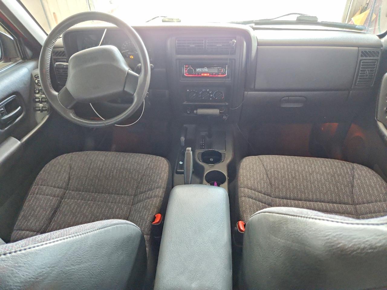 2001 Jeep Cherokee Sport Red vin: 1J4FF48S41L528804