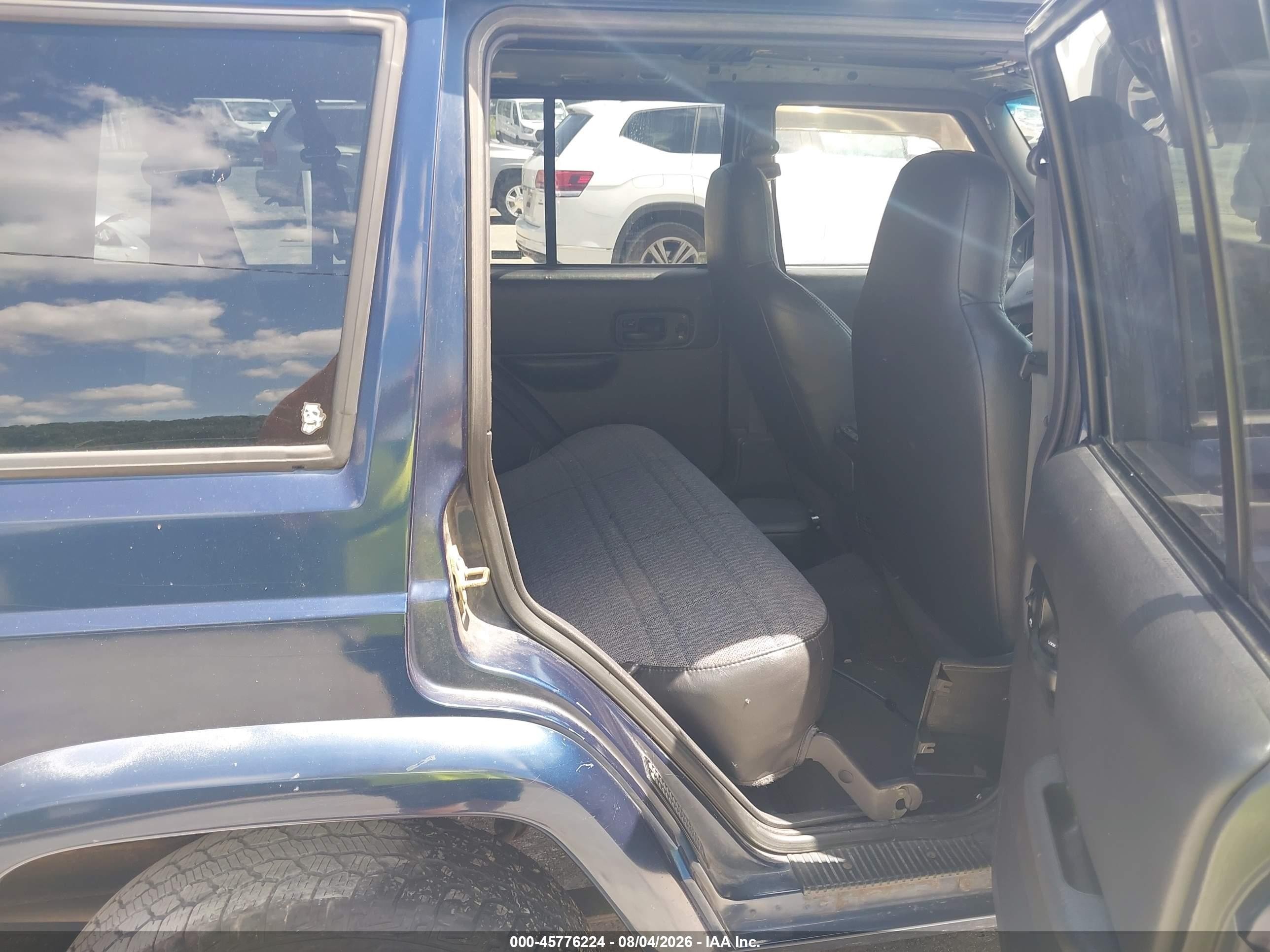 2000 Jeep Cherokee Sport Dark Blue vin: 1J4FF48S5YL250912