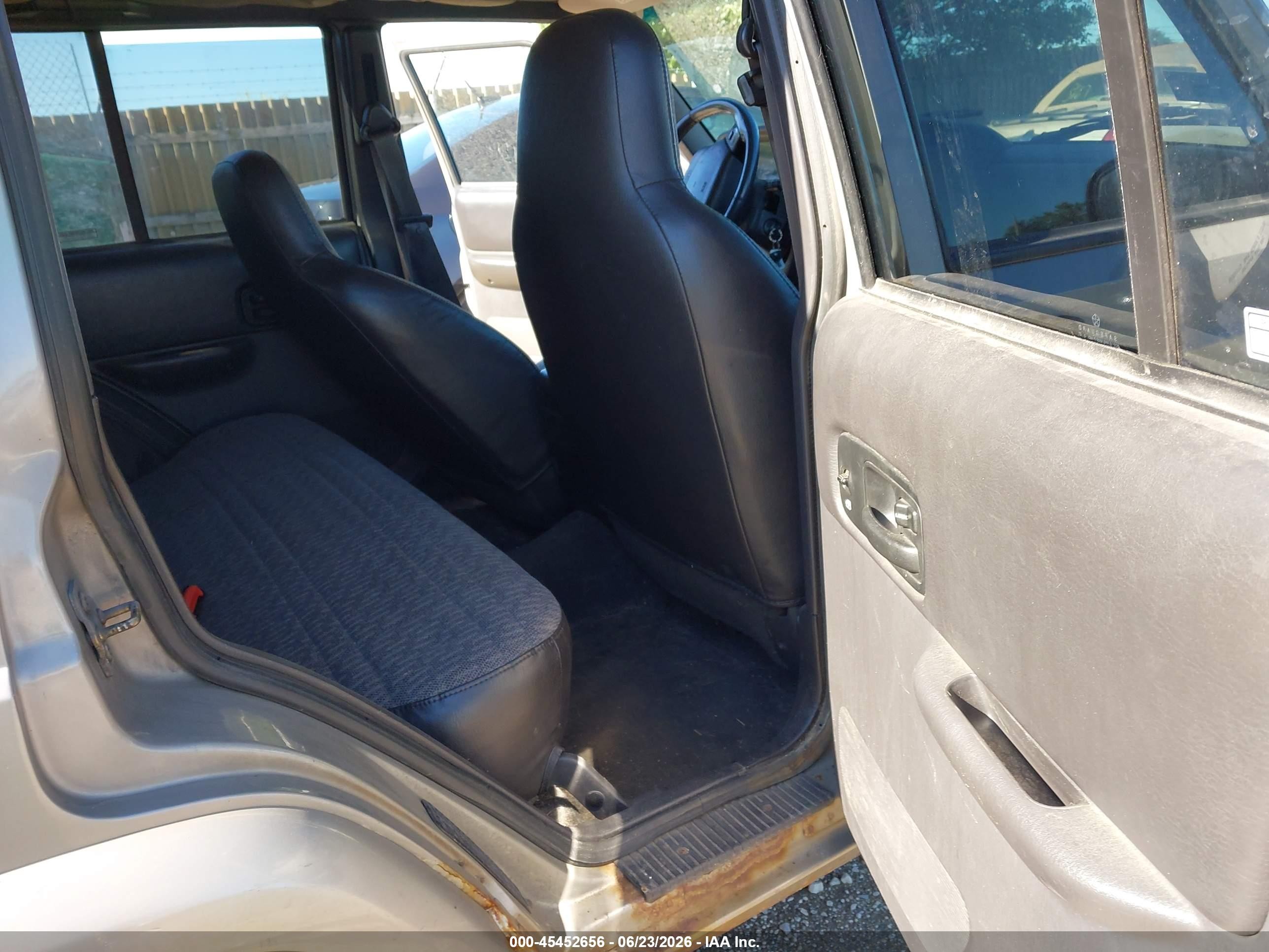 2000 Jeep Cherokee Sport Brown vin: 1J4FF48S5YL274241