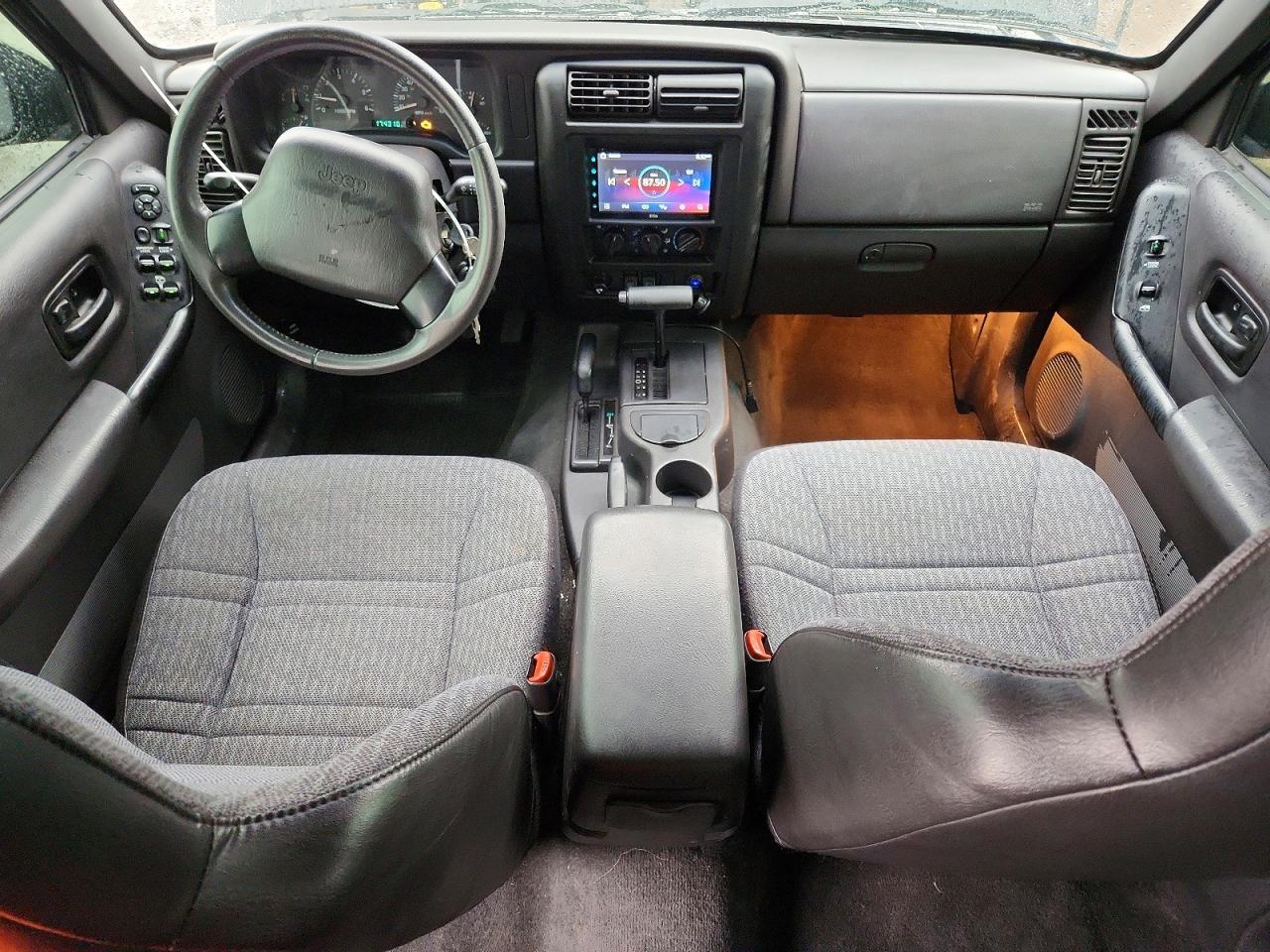 2001 Jeep Cherokee Sport Black vin: 1J4FF48S61L547161