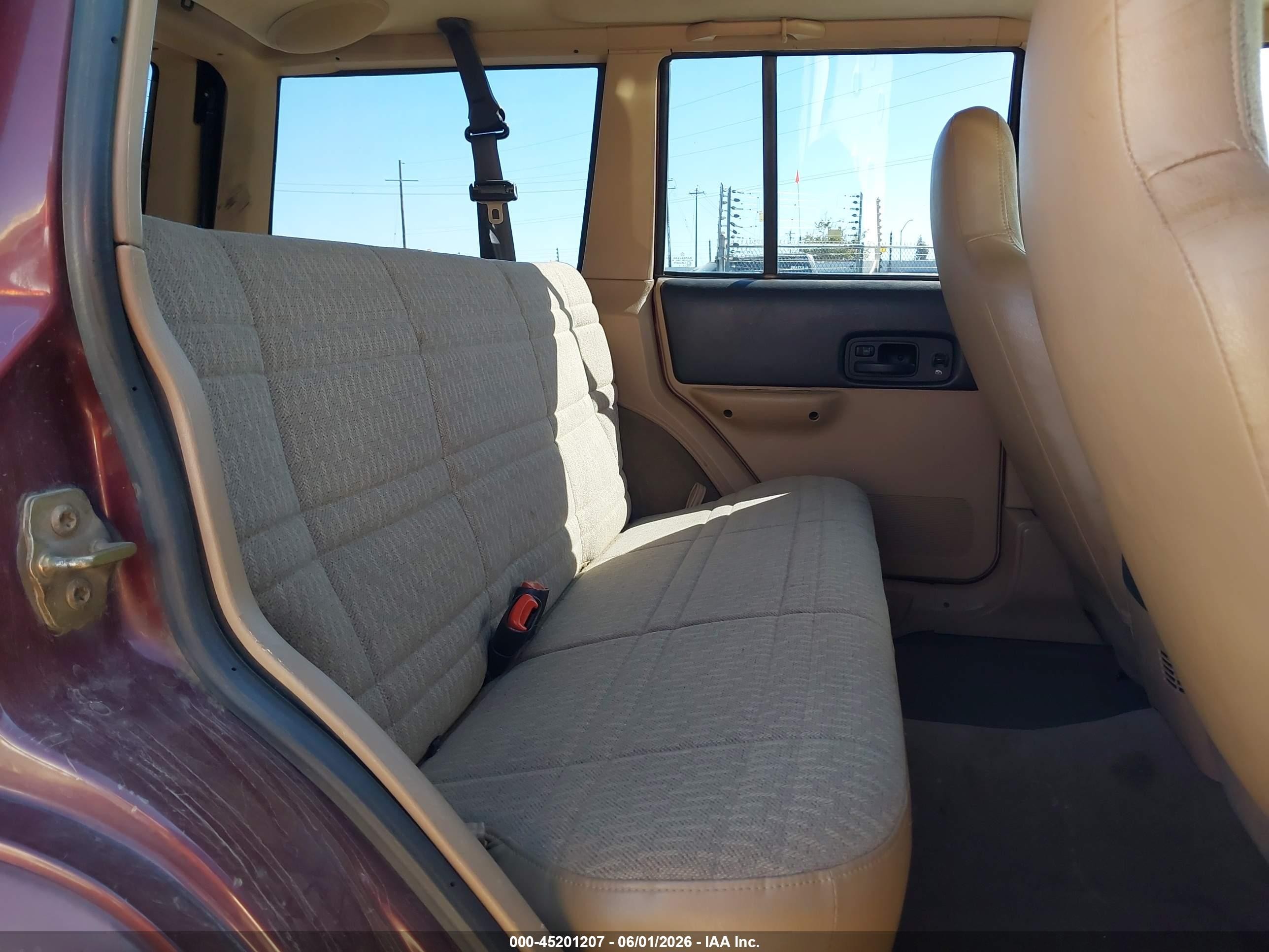 2001 Jeep Cherokee Sport Burgundy vin: 1J4FF48S61L577485