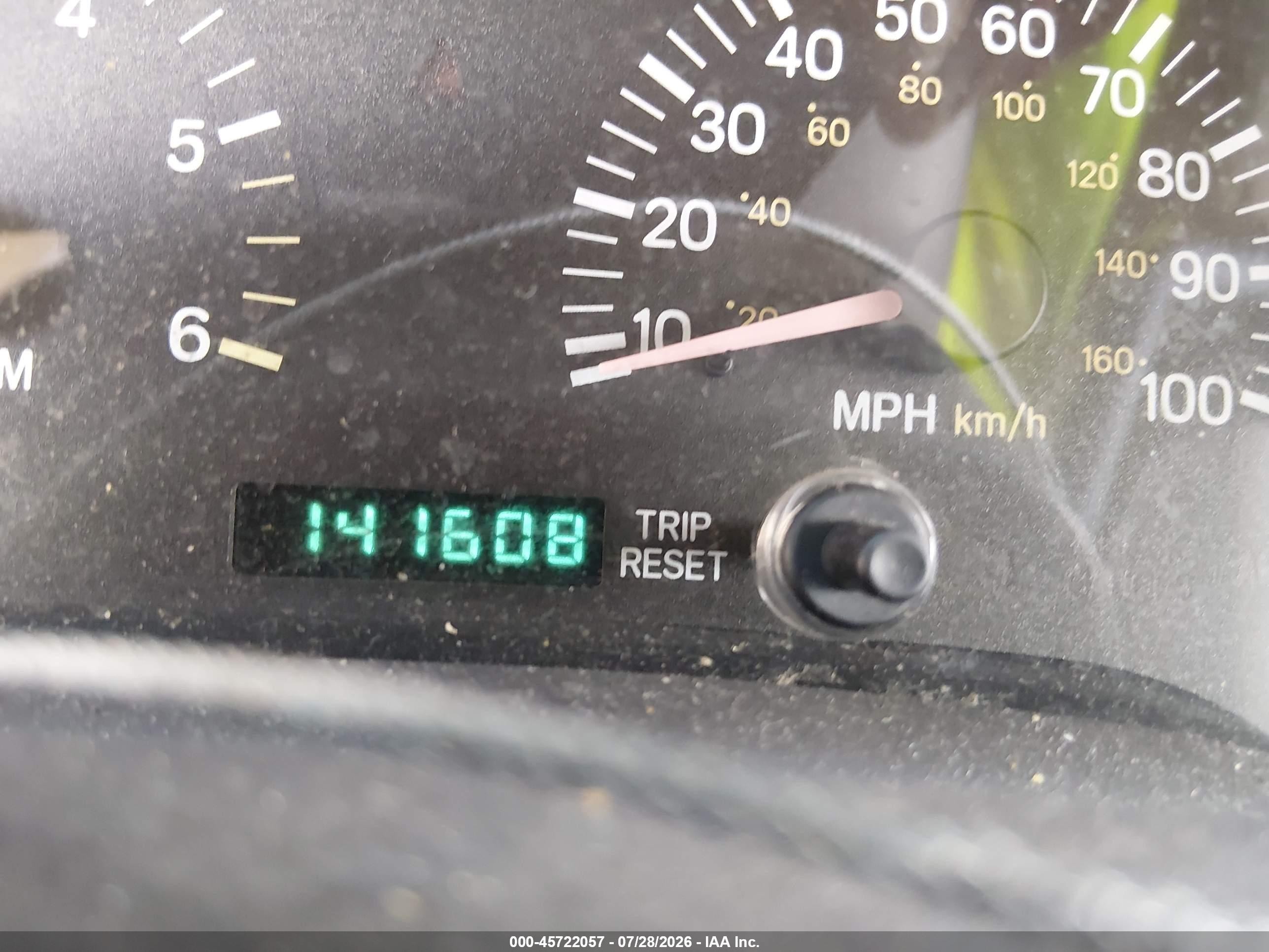 2000 Jeep Cherokee Sport Champagne vin: 1J4FF48S6YL140452