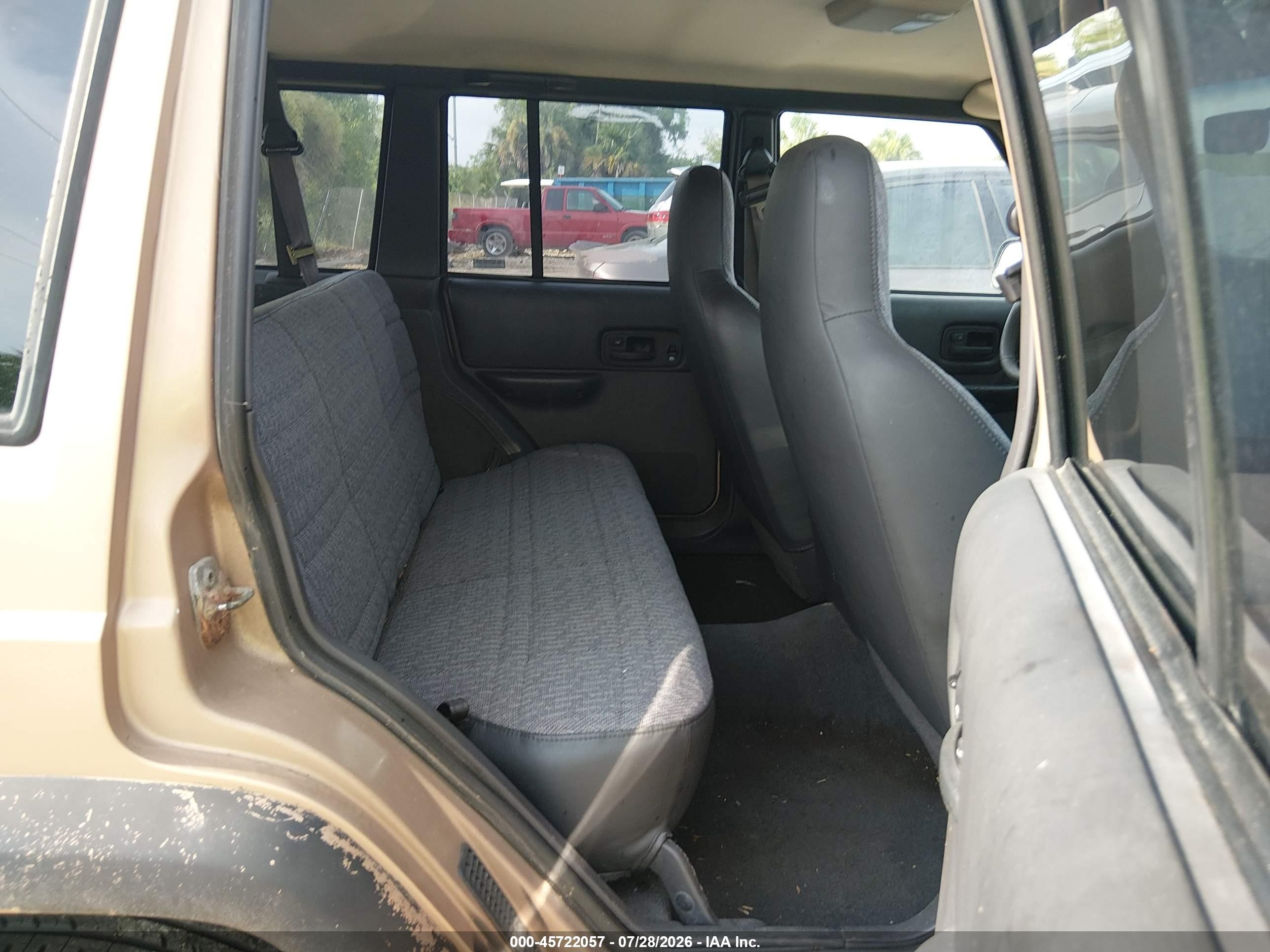 2000 Jeep Cherokee Sport Champagne vin: 1J4FF48S6YL140452
