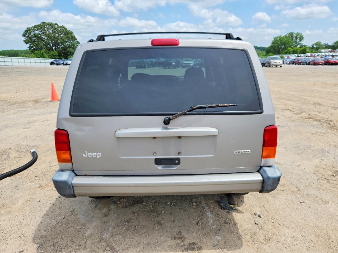 2001 Jeep Cherokee Sport Gray vin: 1J4FF48S71L536184